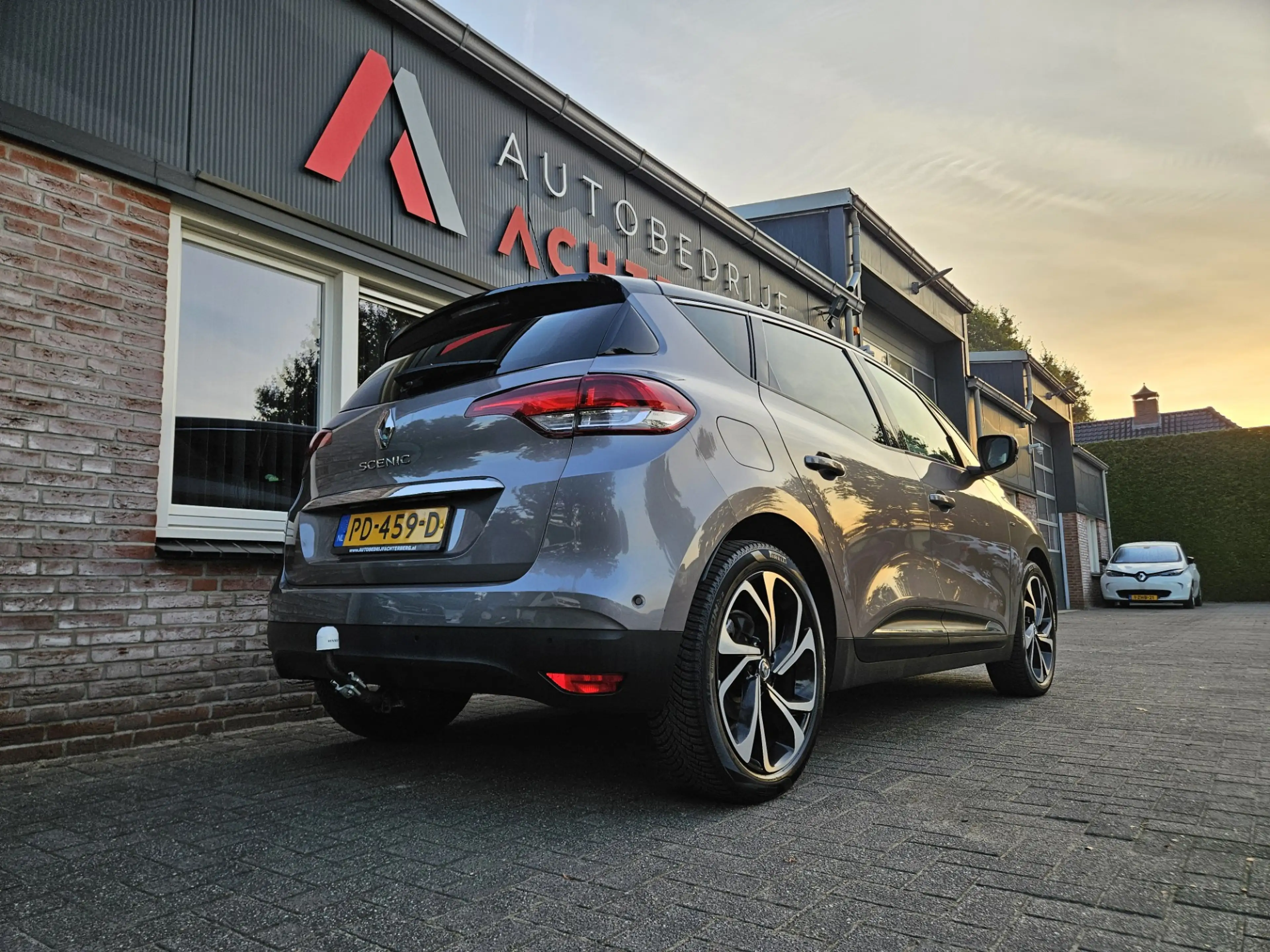 Renault Scenic 1.2 TCe Bose Trekhaak! Camera! LED! Mooie/Nette Au — photo 19