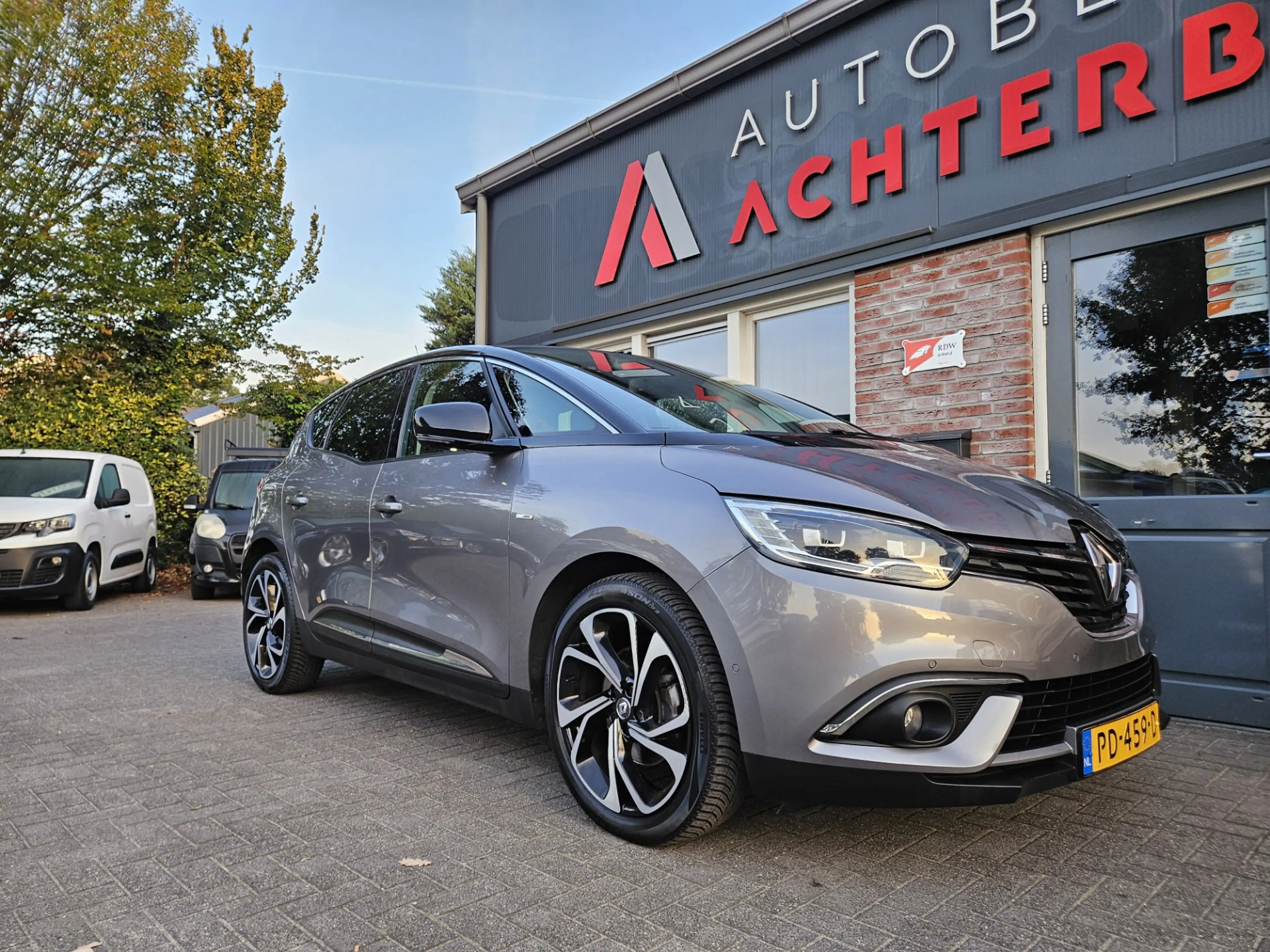 Renault Scenic 1.2 TCe Bose Trekhaak! Camera! LED! Mooie/Nette Au — photo 17