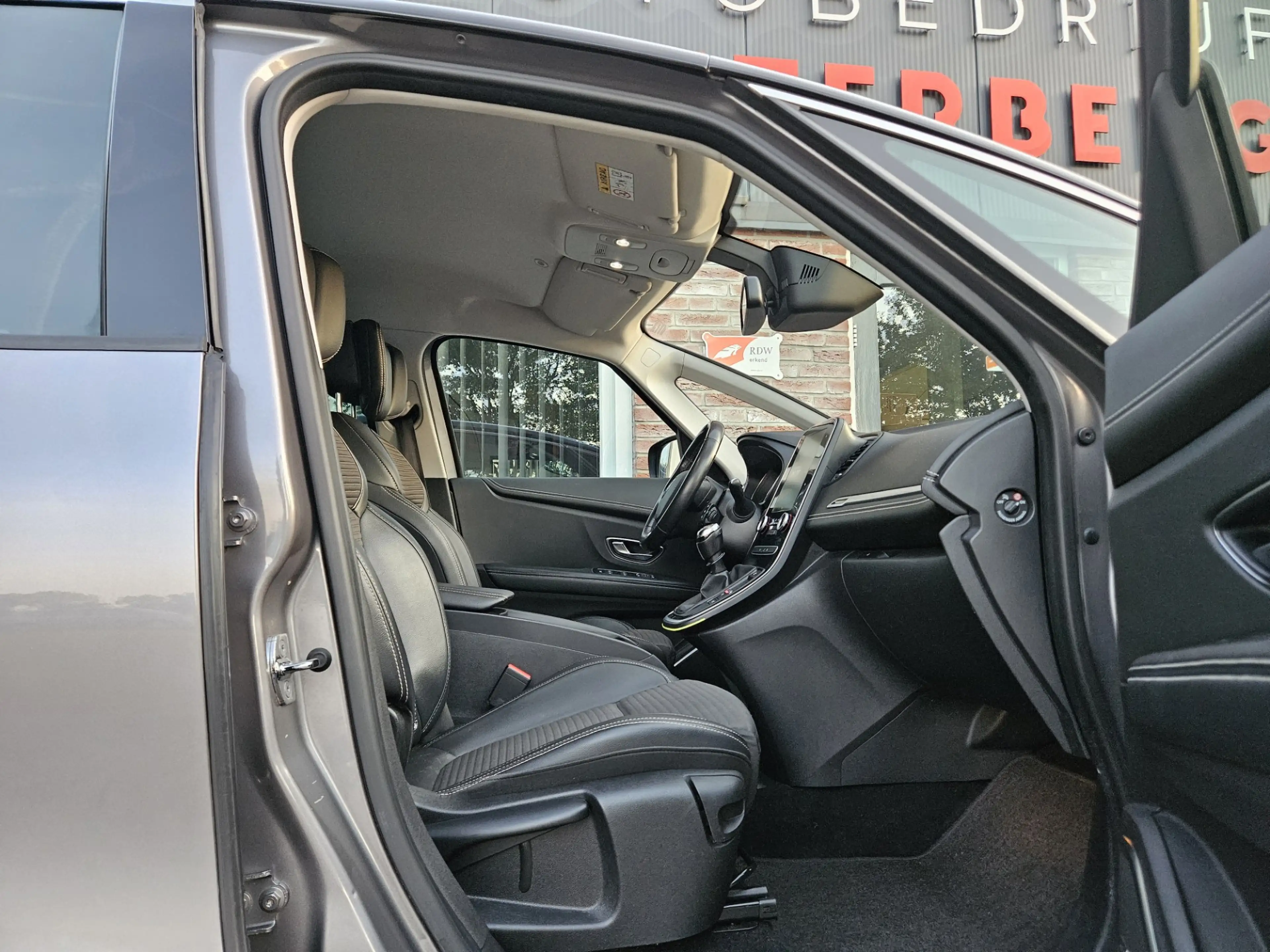 Renault Scenic 1.2 TCe Bose Trekhaak! Camera! LED! Mooie/Nette Au — photo 40