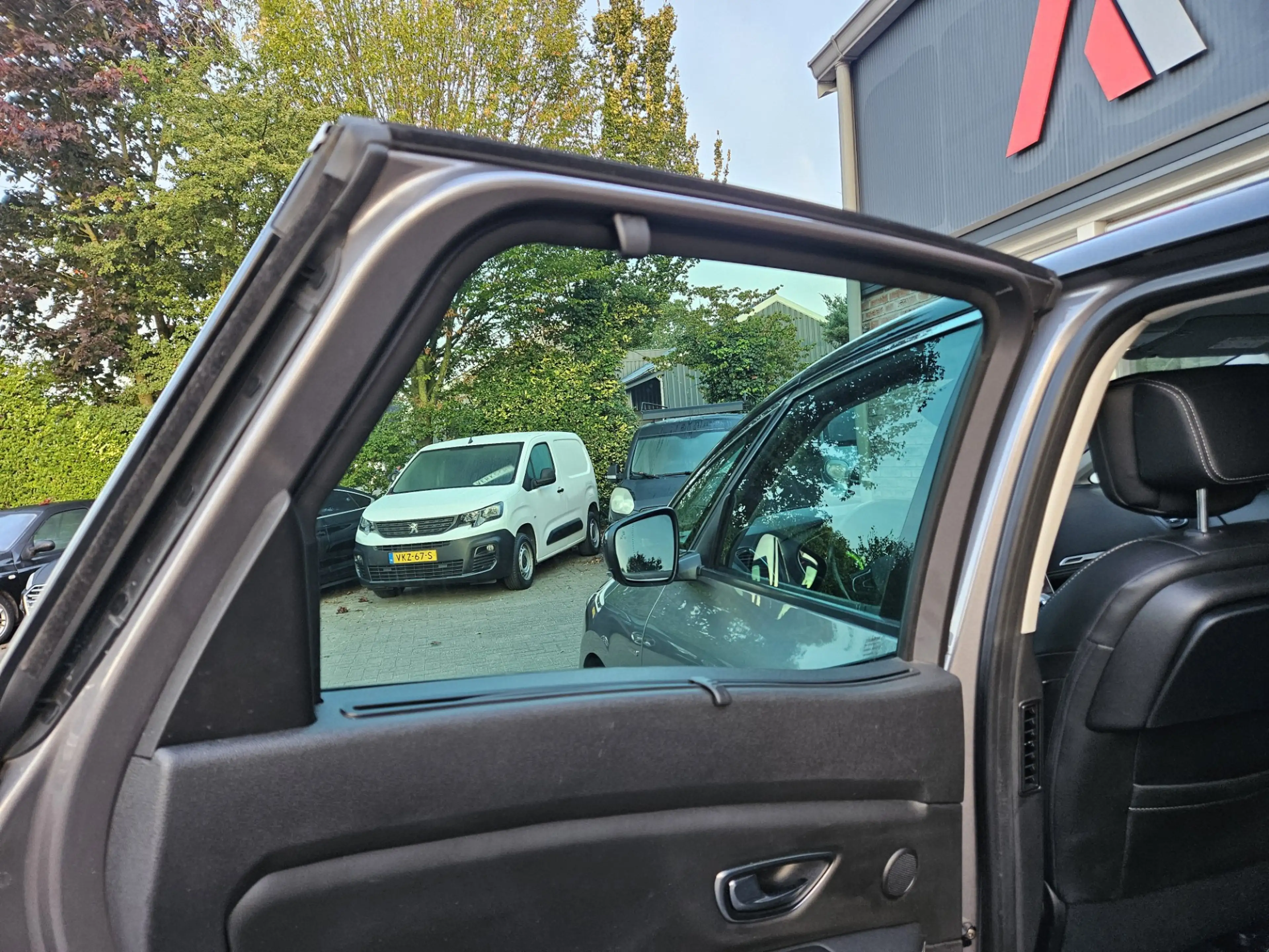 Renault Scenic 1.2 TCe Bose Trekhaak! Camera! LED! Mooie/Nette Au — photo 21