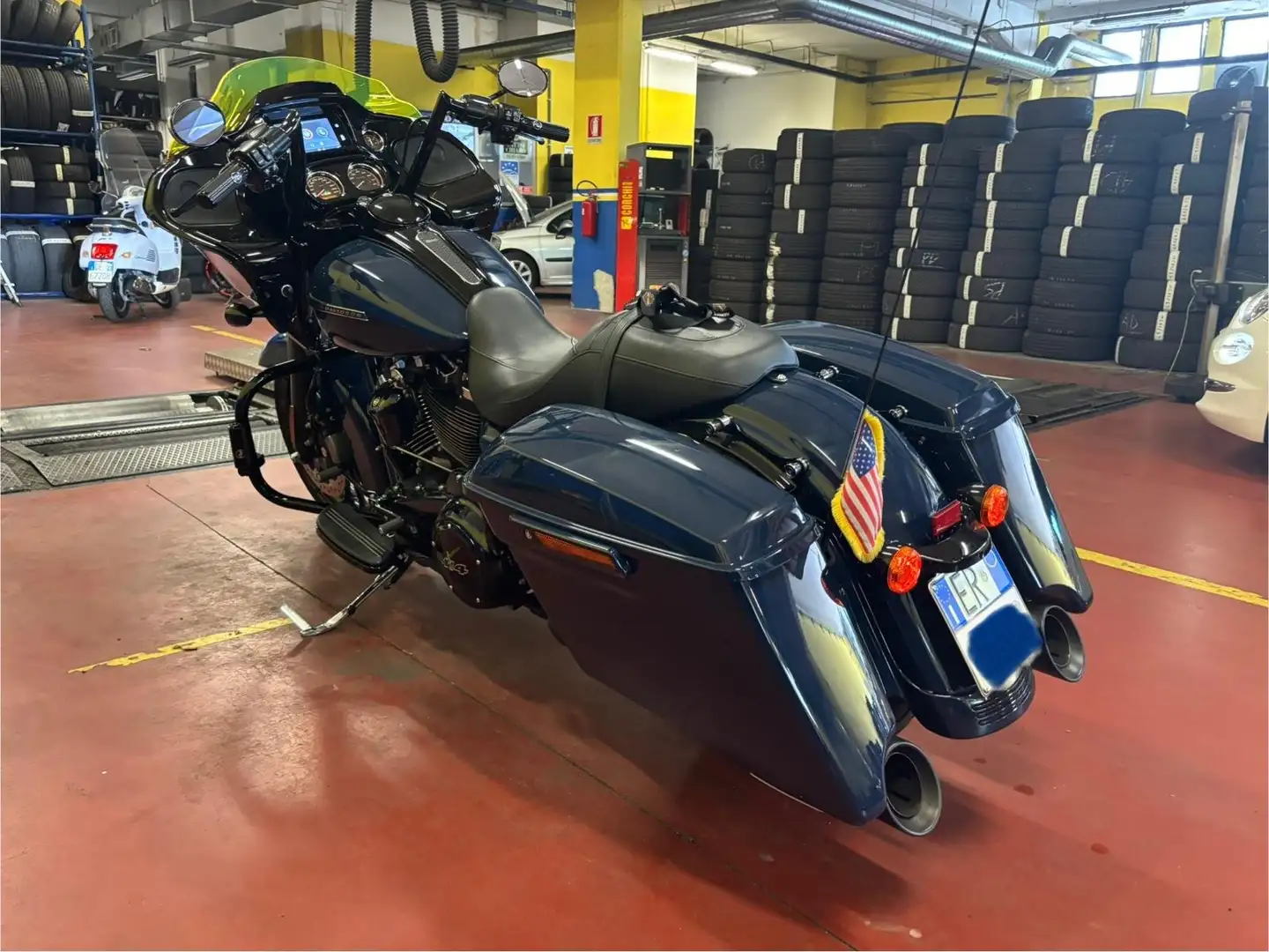Harley-Davidson Road Glide 114 FLTRXS special Blu/Azzurro - 2