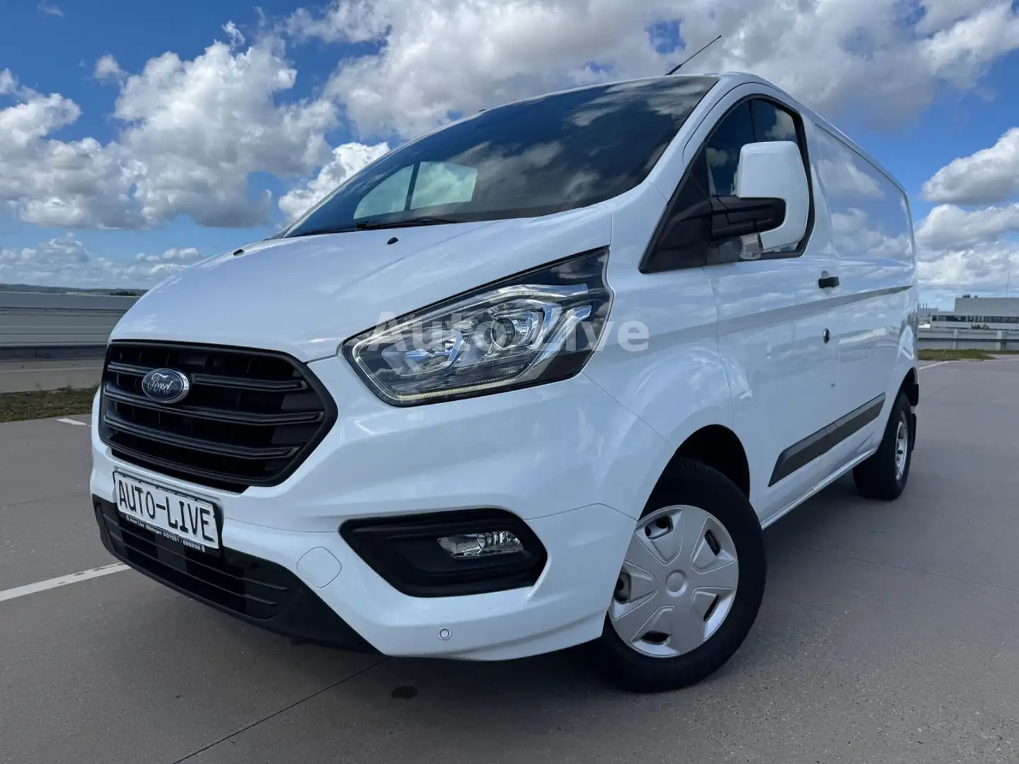 Ford Transit Custom Transit 2,0 TDCI*Custom*NAVI*KLIMA*TEMPOM*KAMERA Weiß - 1