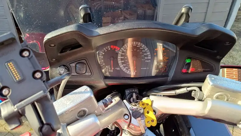 Honda ST 1300 - foto 4