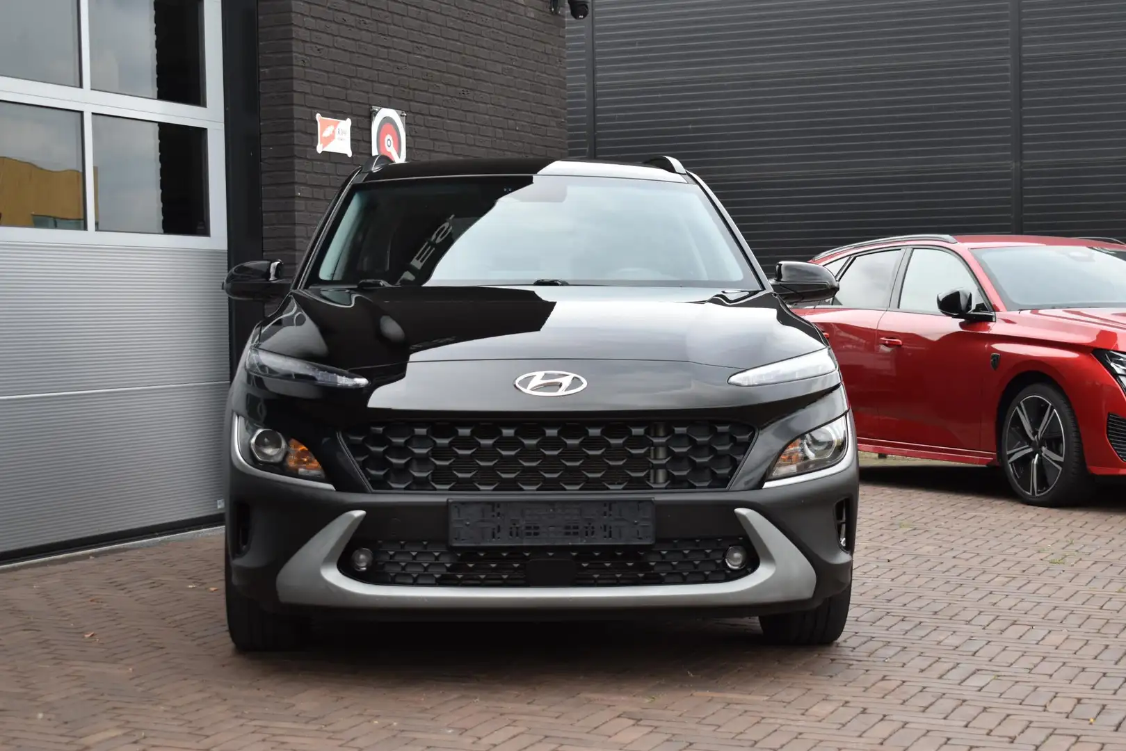 Hyundai KONA 1.0 T-GDI 120 PK Comfort | Camera | Carplay | Stoe Zwart - 2