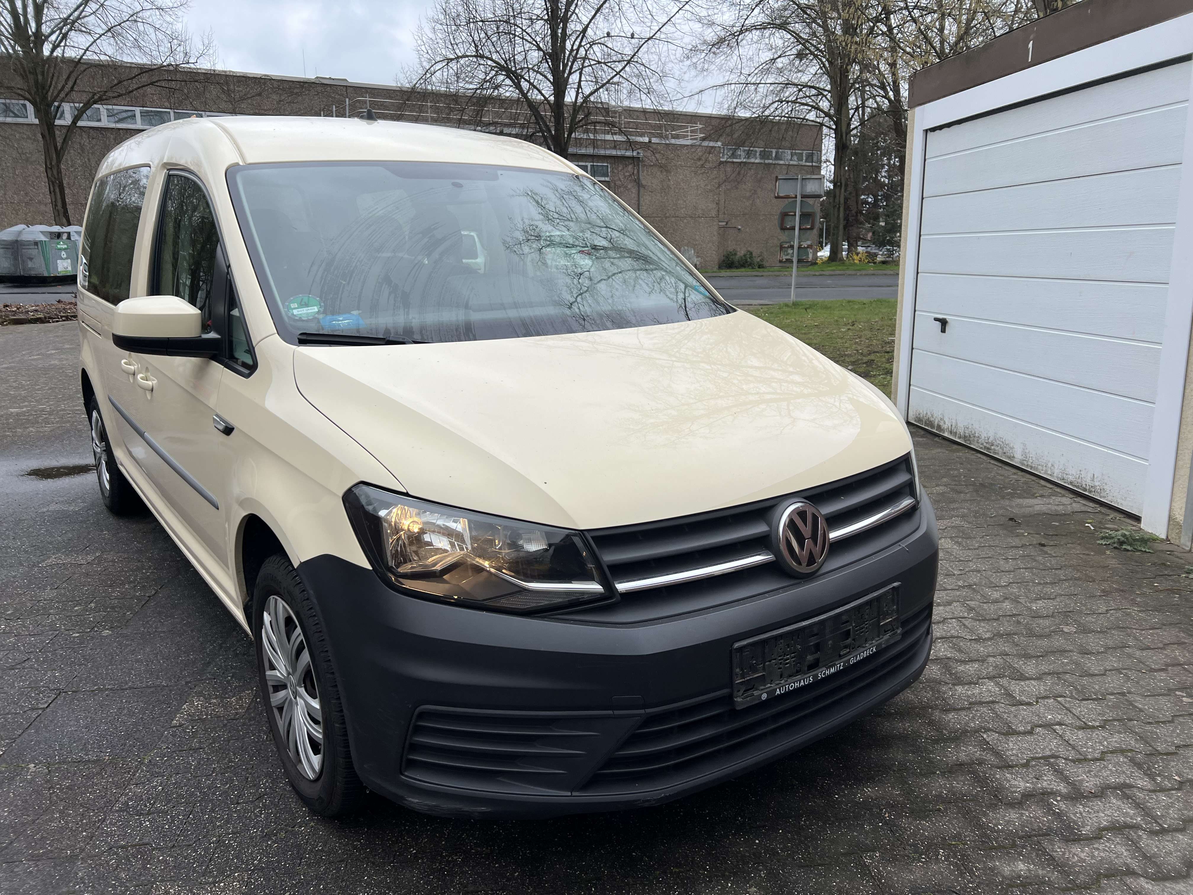 Second hand Volkswagen Caddy 2.0