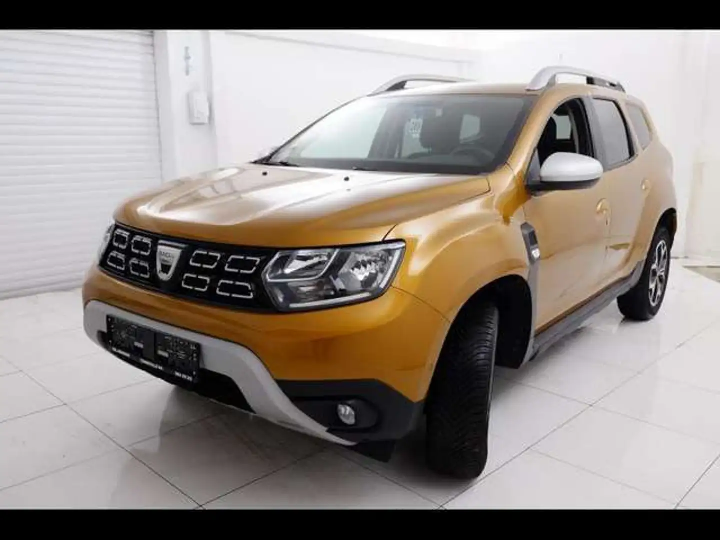 Dacia Duster PRESTIGE Orange - 2