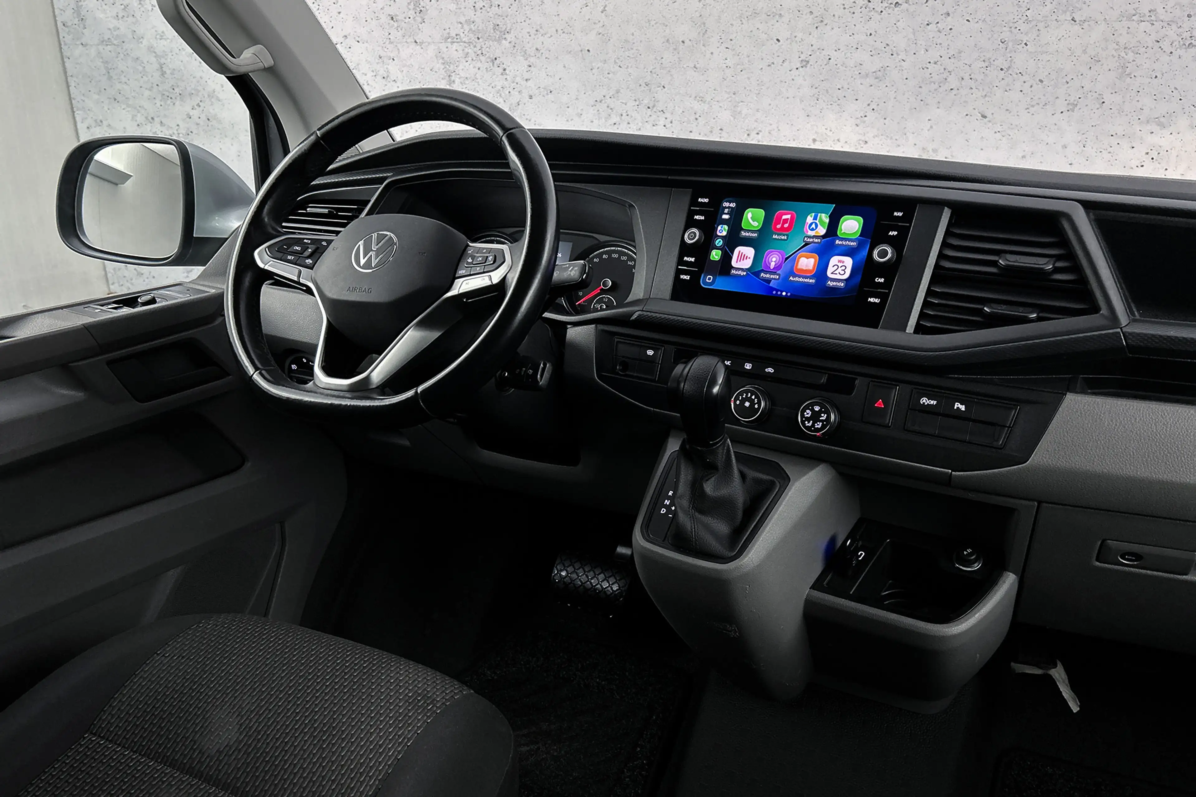 Volkswagen T6.1 Transporter 2.0 TDI 150PK DSG L2 | Trekhaak | Dubbel schuifdeu — photo 25