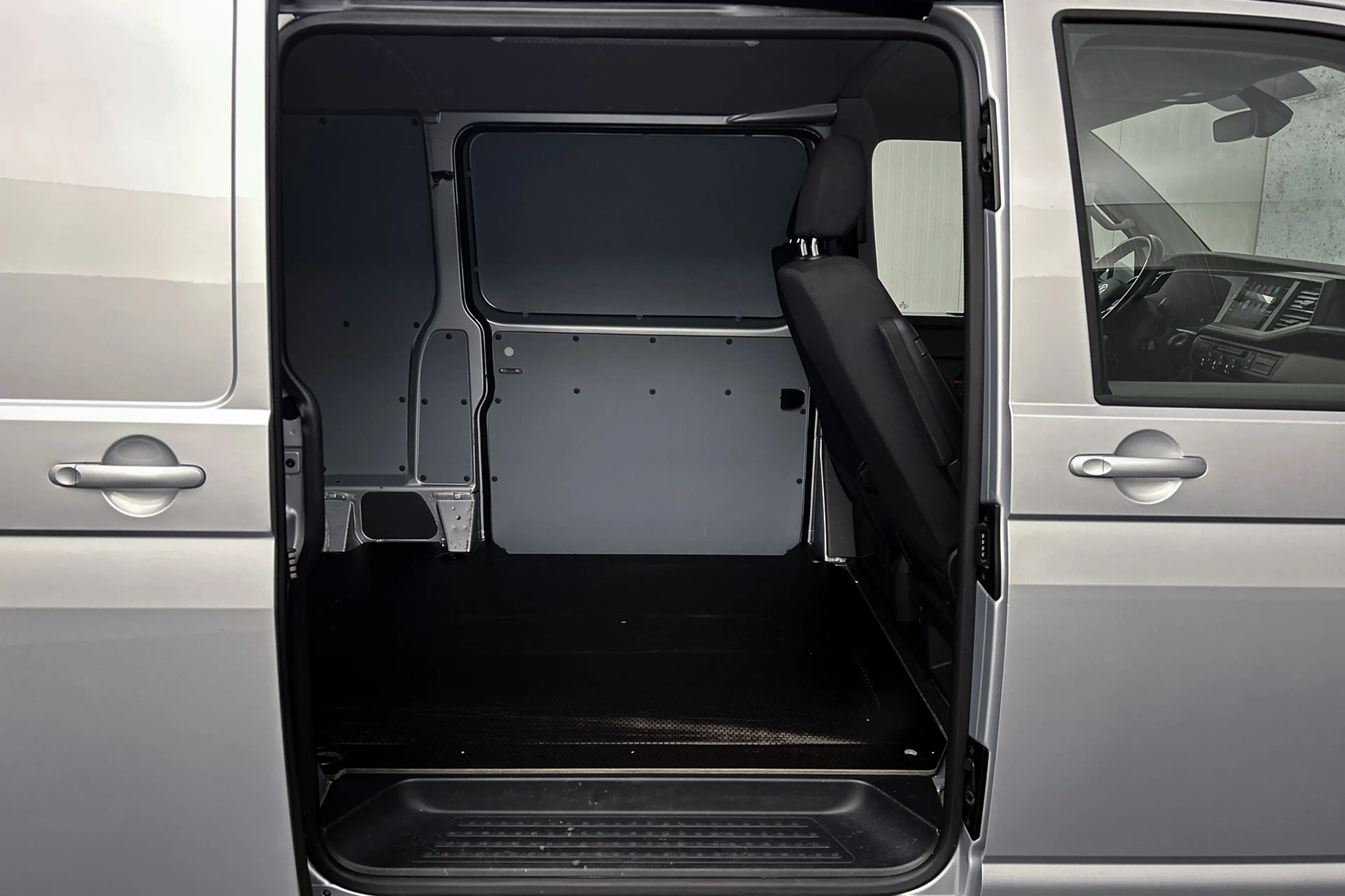 Volkswagen T6.1 Transporter 2.0 TDI 150PK DSG L2 | Trekhaak | Dubbel schuifdeu — photo 28