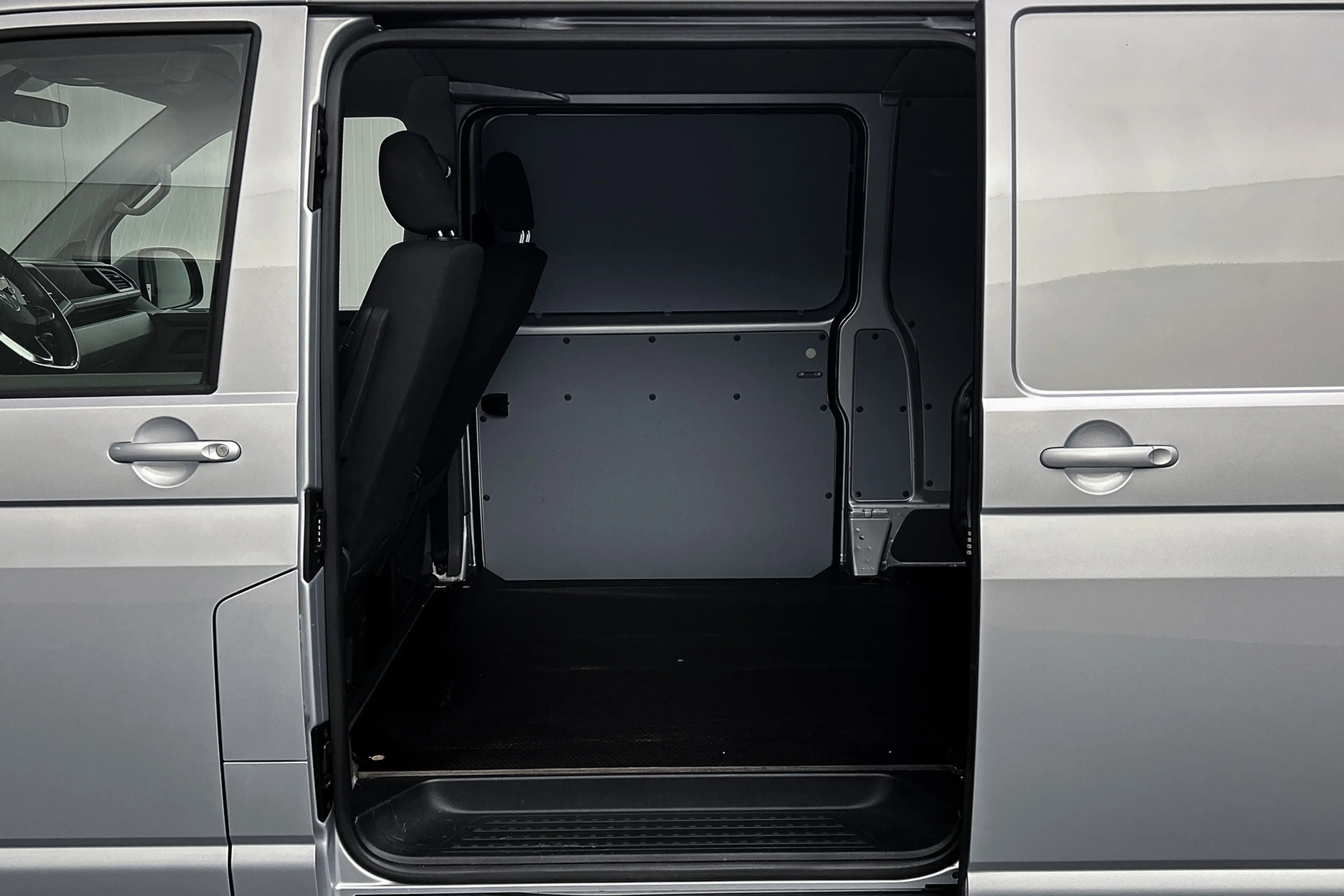 Volkswagen T6.1 Transporter 2.0 TDI 150PK DSG L2 | Trekhaak | Dubbel schuifdeu — photo 30