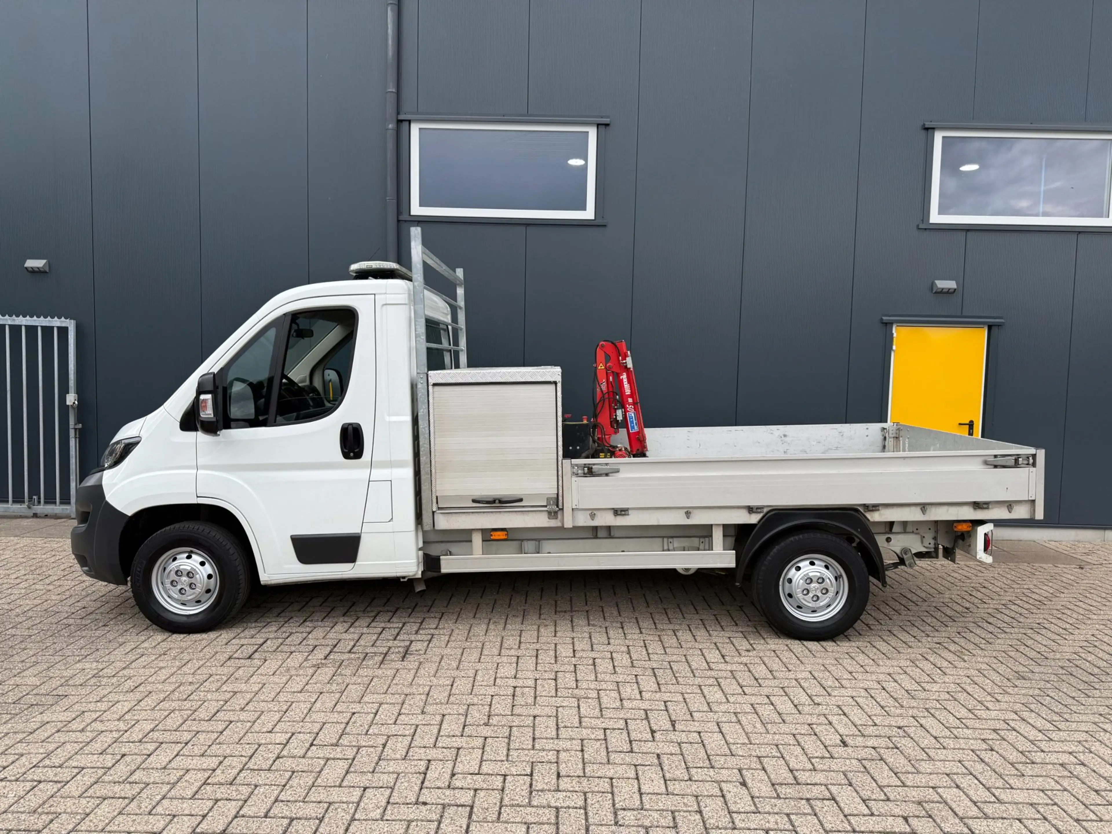 Peugeot Boxer 333 2.0 BlueHDI L2S Pick-Up * Kraan * Airco * Trek — photo 4