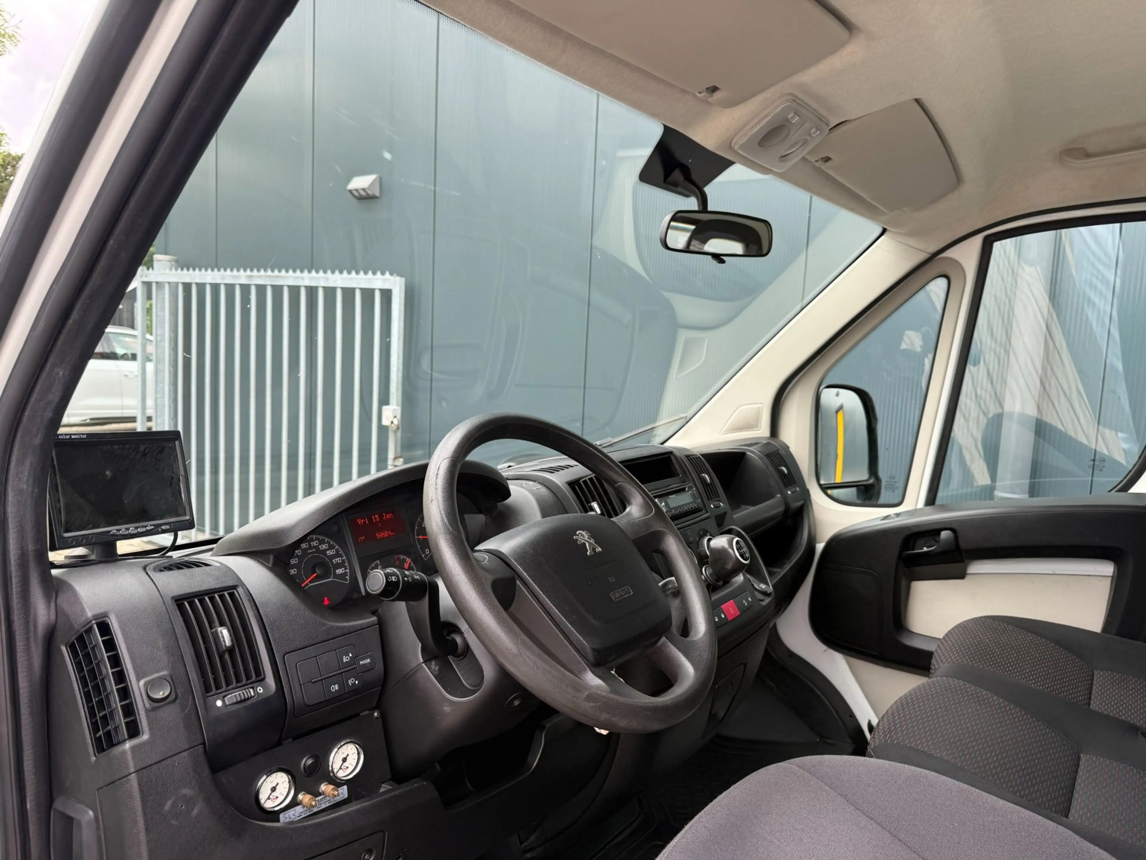 Peugeot Boxer 333 2.0 BlueHDI L2S Pick-Up * Kraan * Airco * Trek — photo 11