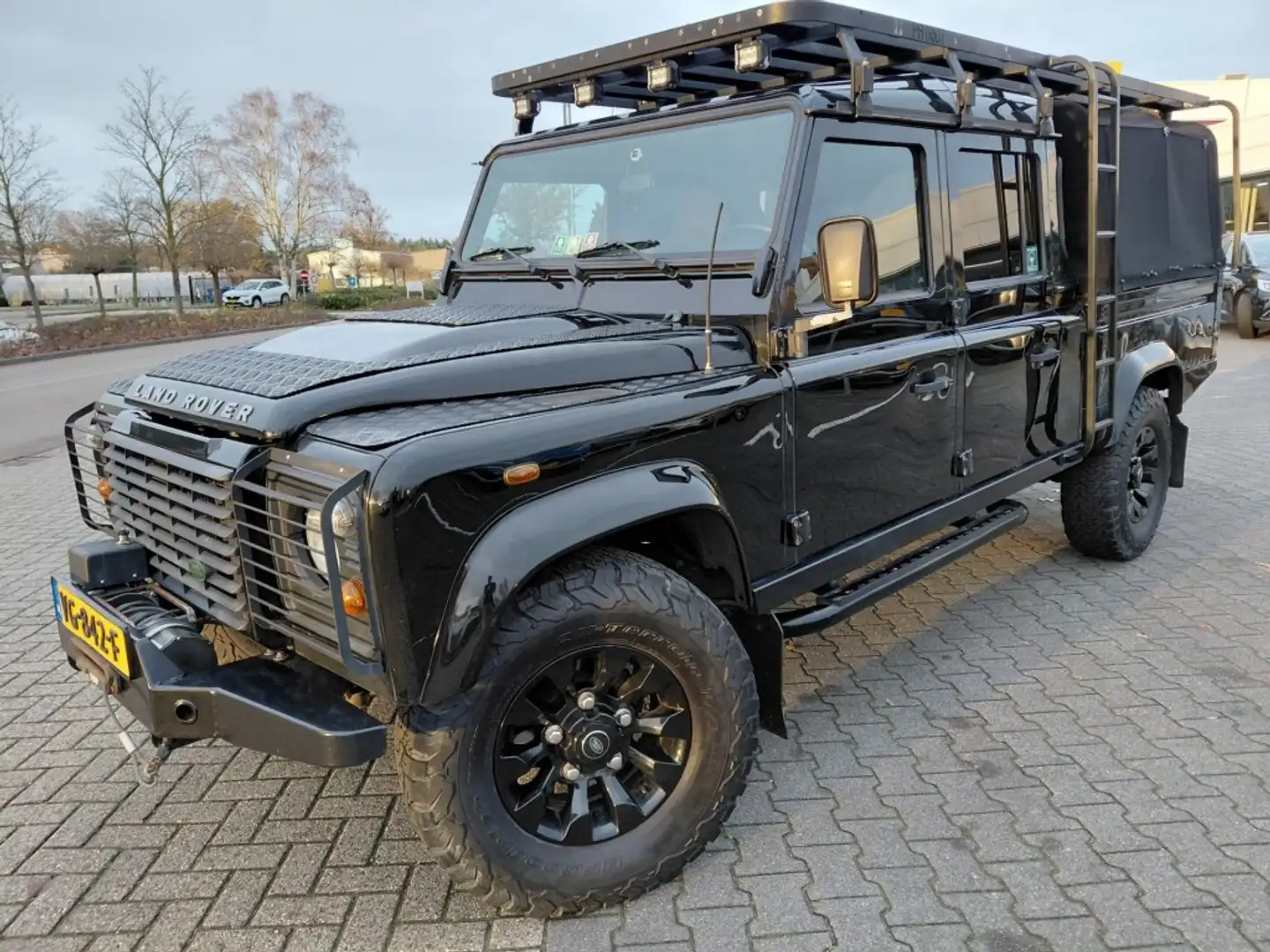 Land Rover Defender 130 2.2 TD4 5 PERS. AIRCO CAMERA BPM vrij Fekete - 1