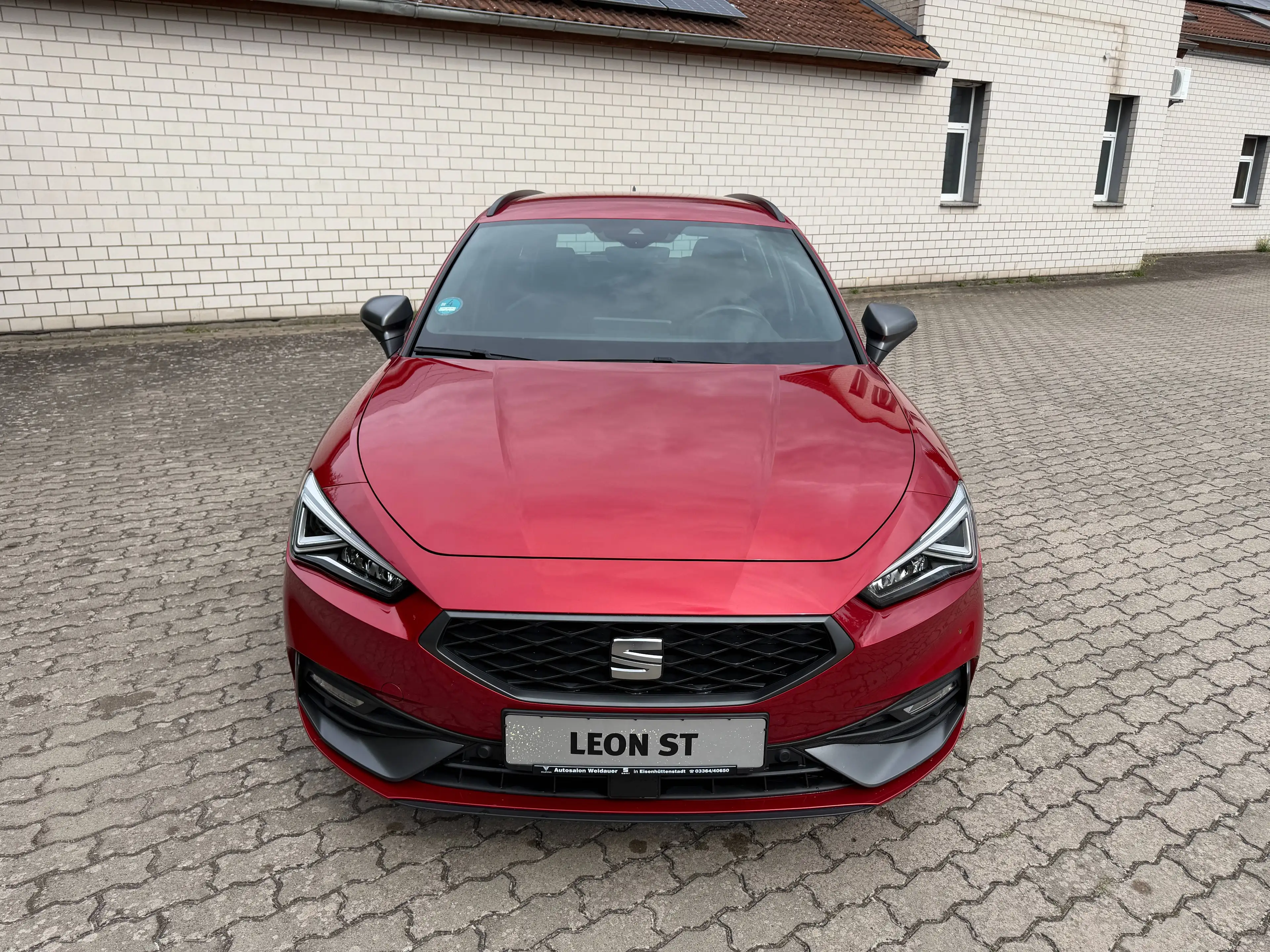 SEAT Leon Leon Sportstourer Sportstourer 1.5 eTSI ACT OPF DSG FR — photo 2