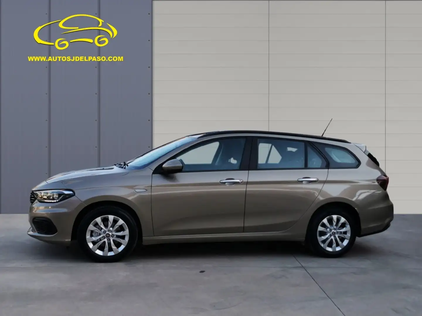 Fiat Tipo SW 1.4 Lounge Marrón - 2
