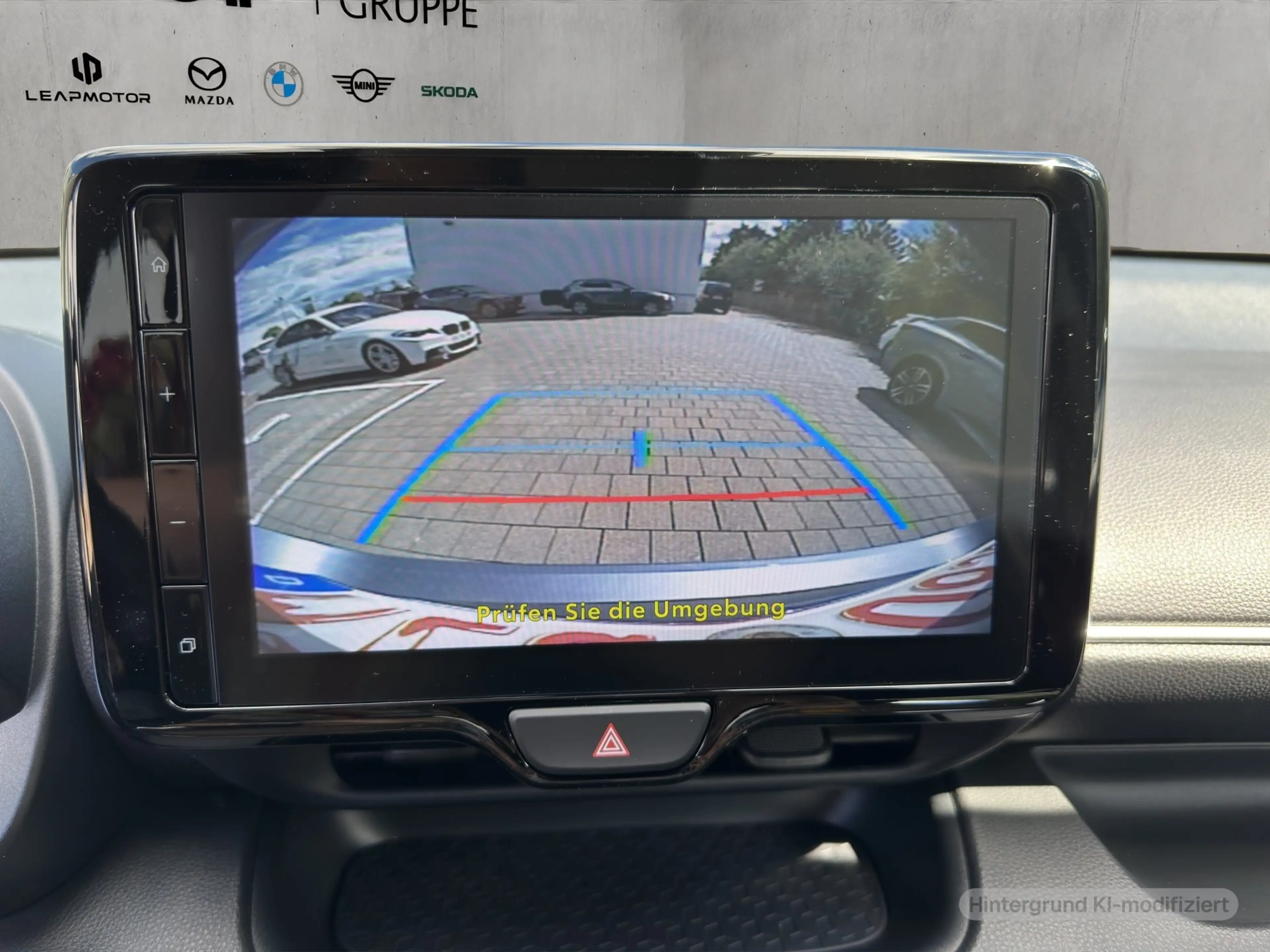 Mazda 2 Hybrid VVT-i 116 PS CVT FWD EXCLUSIVE — photo 10