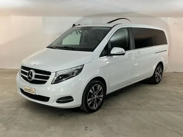 Mercedes-Benz V 250 D Premium 4Matic 7G-Tronic Plus ExtraLong 7POSTI