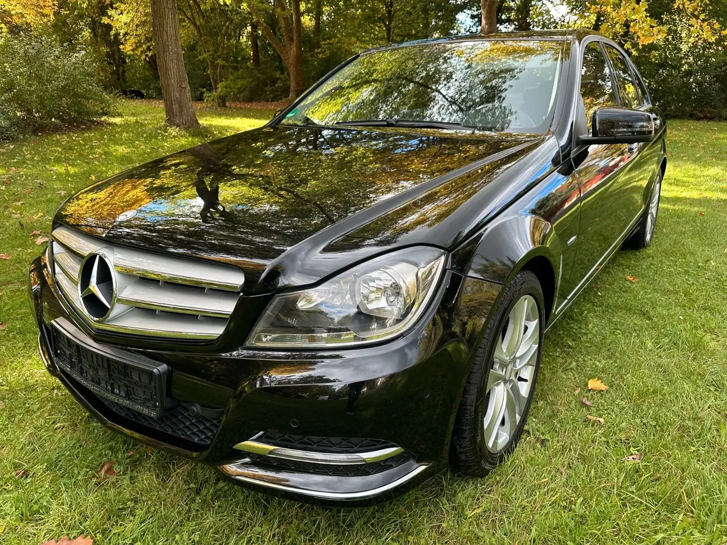 Mercedes-Benz C 180 C -Klasse Lim. C 180 CGI BlueEfficiency Noir - 1