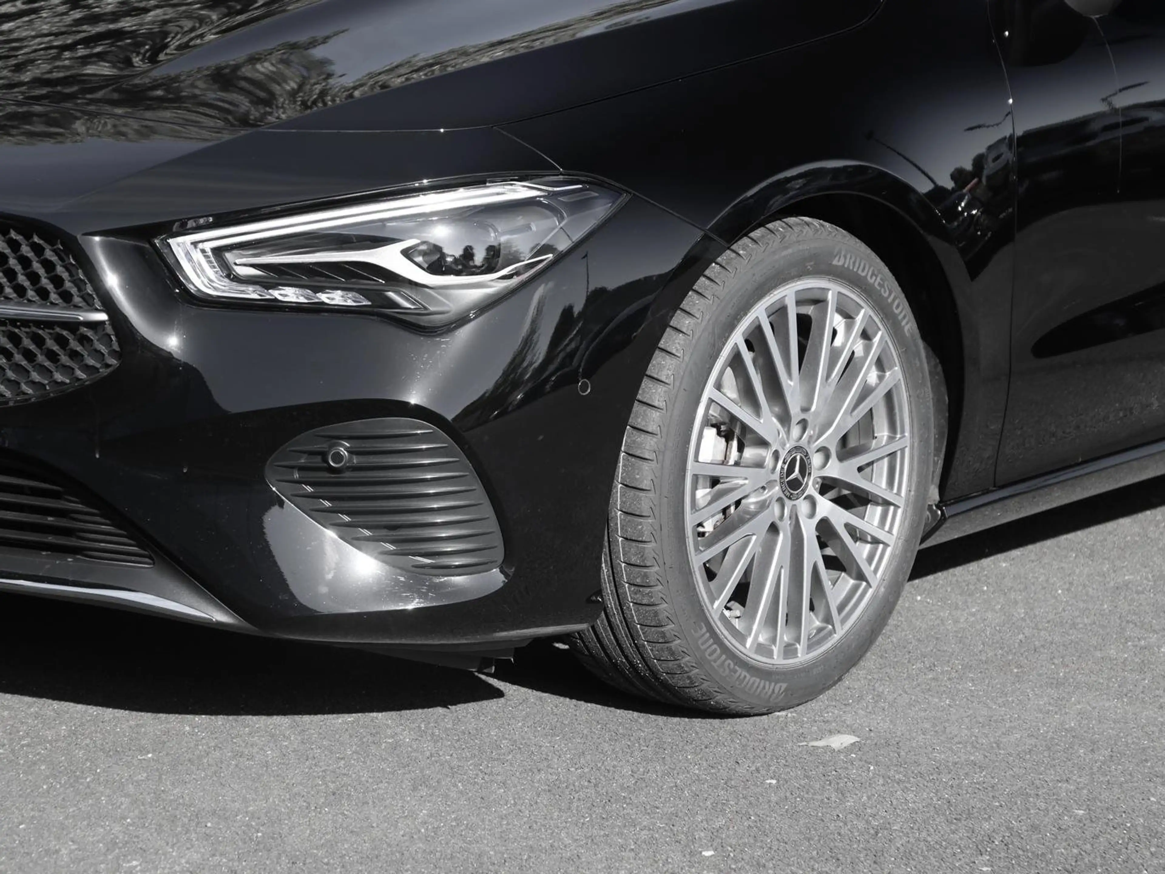 Mercedes-Benz CLA 200 Progressive Kamera Ambiente Keyless-Go — photo 9