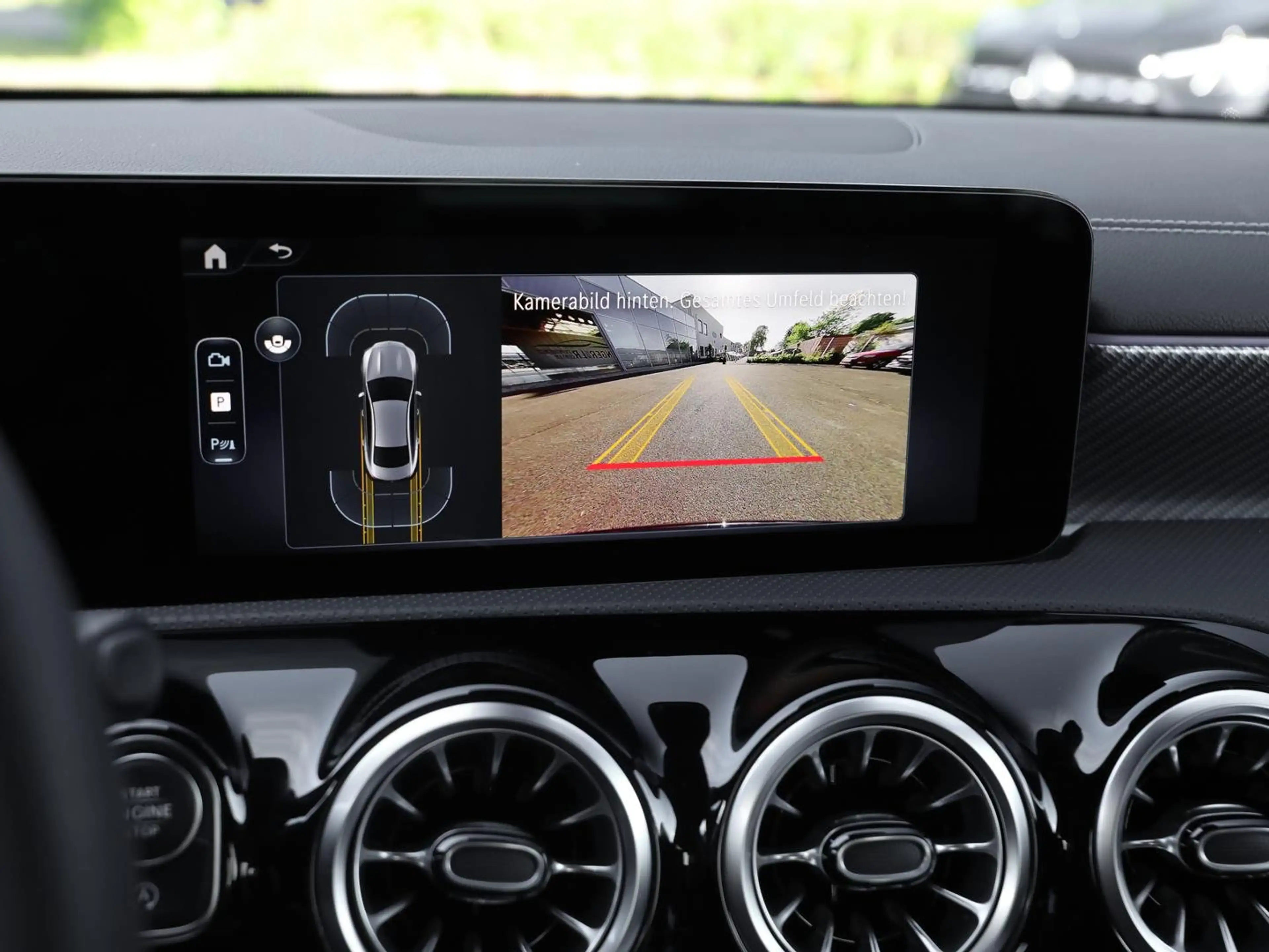 Mercedes-Benz CLA 200 Progressive Kamera Ambiente Keyless-Go — photo 13