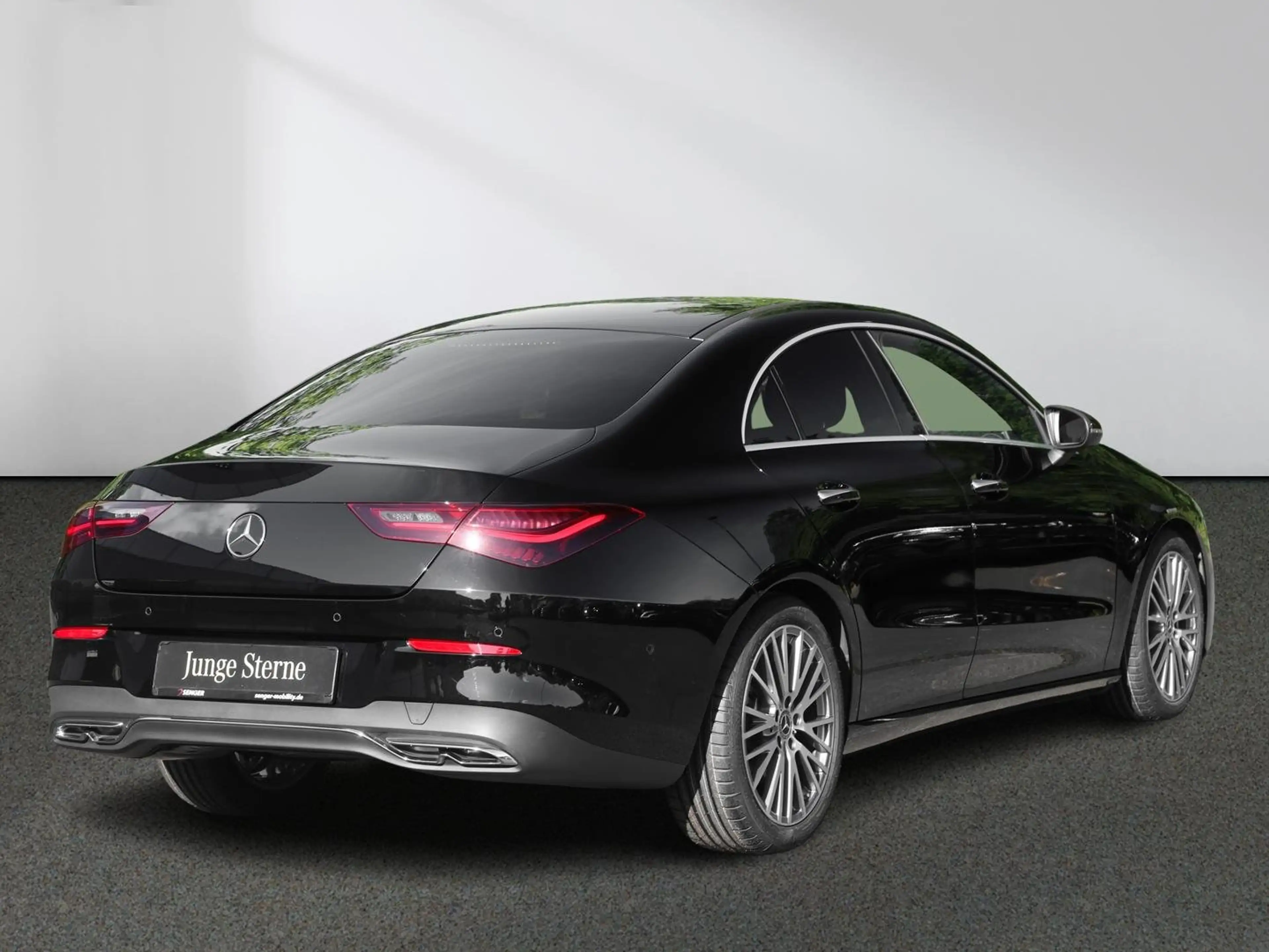 Mercedes-Benz CLA 200 Progressive Kamera Ambiente Keyless-Go — photo 3
