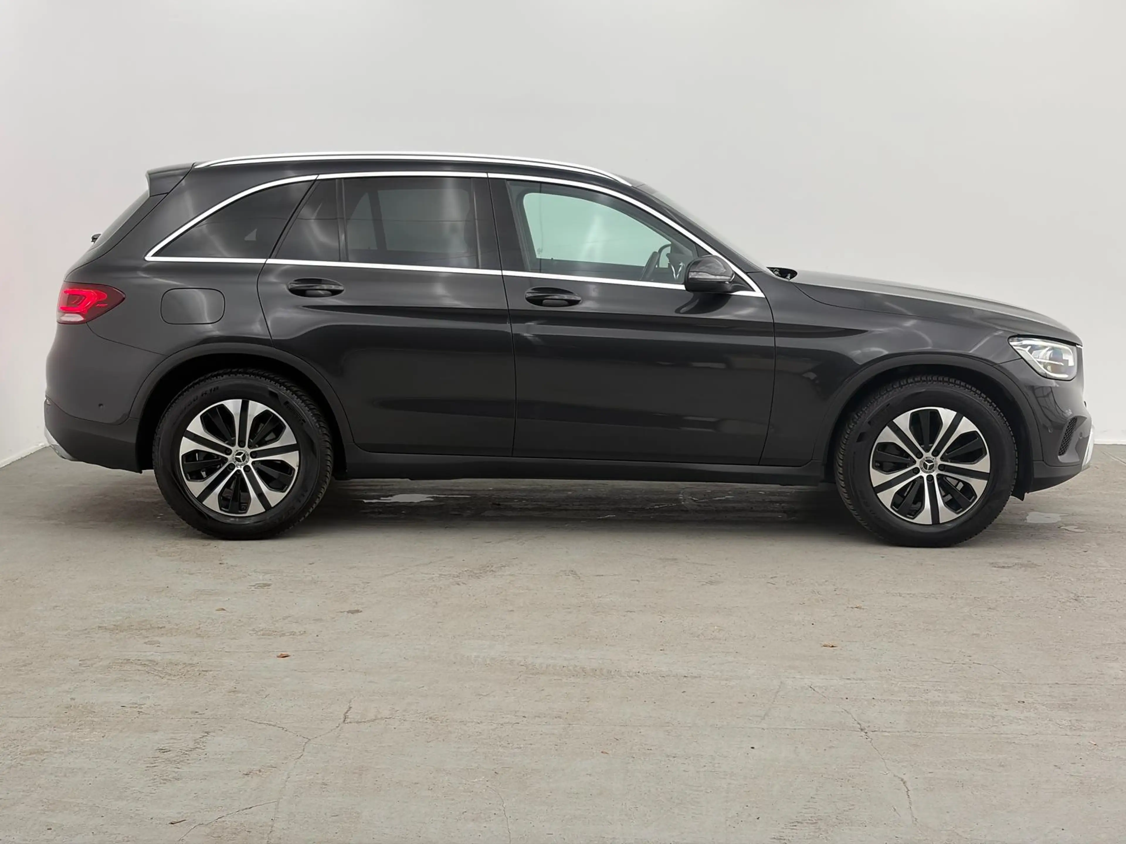 Mercedes-Benz GLC 200 d 4Matic AMG WIDE*AHK*KEYLESS*KAM — photo 8