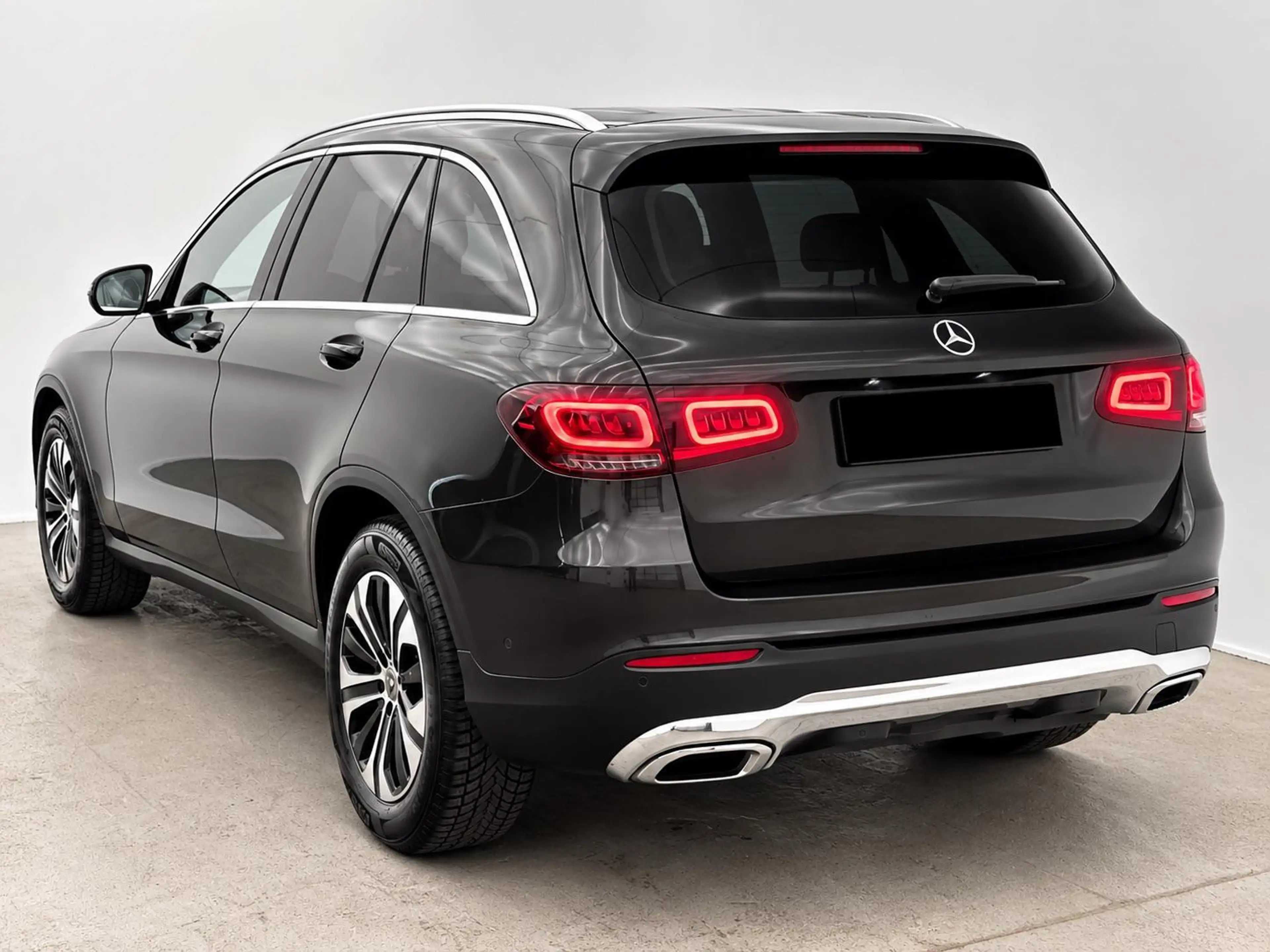 Mercedes-Benz GLC 200 d 4Matic AMG WIDE*AHK*KEYLESS*KAM — photo 13