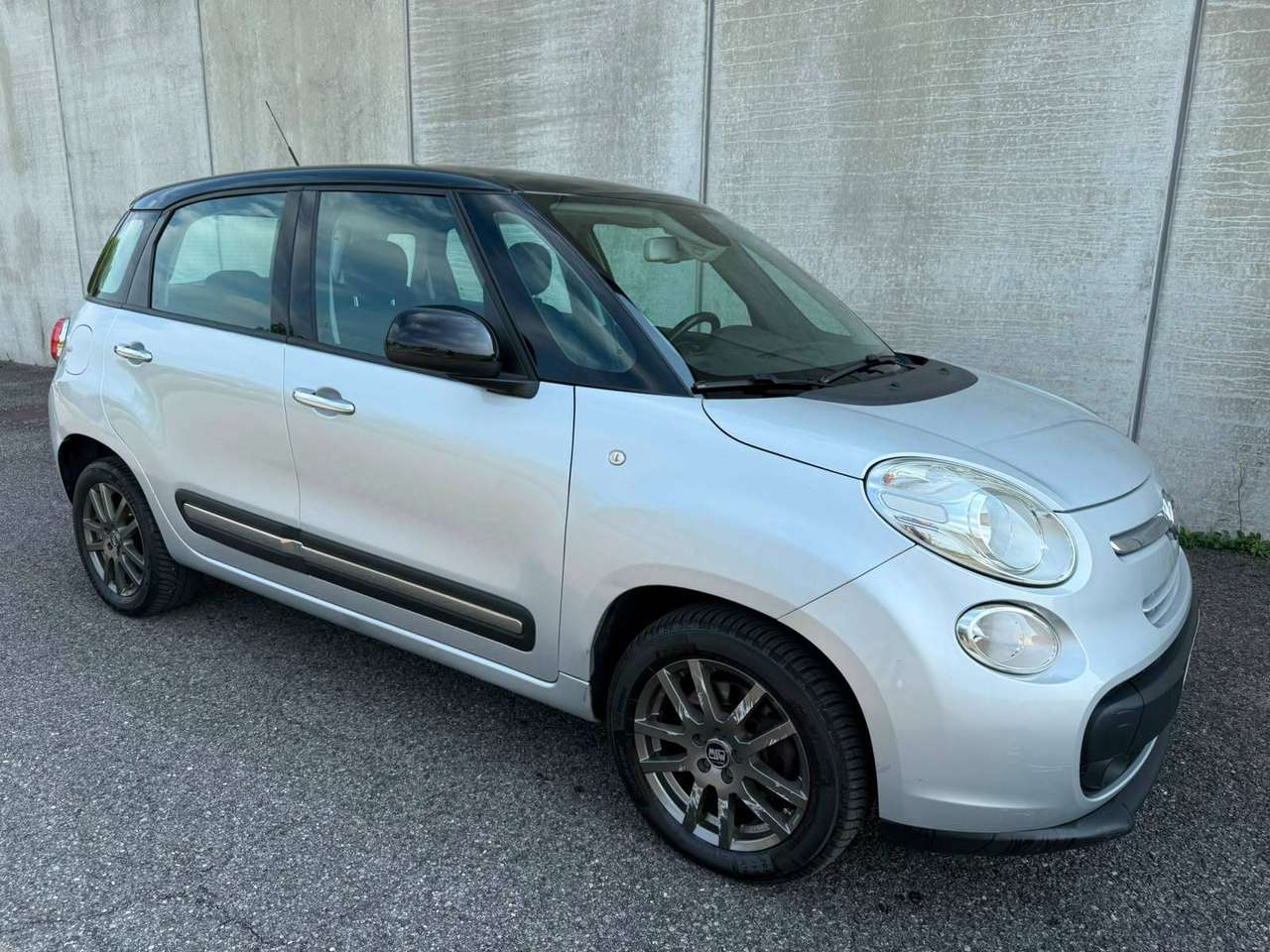 Fiat 500L 500L 1.6 mjt Lounge 105cv *NEOPATENTATI*