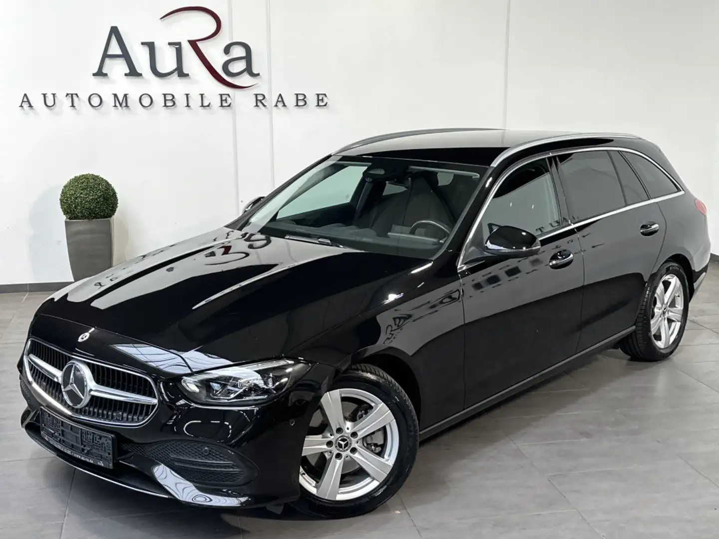 Mercedes-Benz C 220 T Avantgarde NAV+LED+AHK+KAM+VCOCKPIT+1HD Black - 1