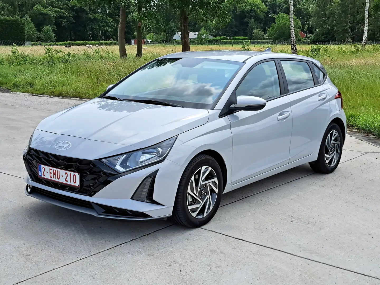 Hyundai i20 i20 1.0 T-GDI First Edition model 2024 Grijs - 2