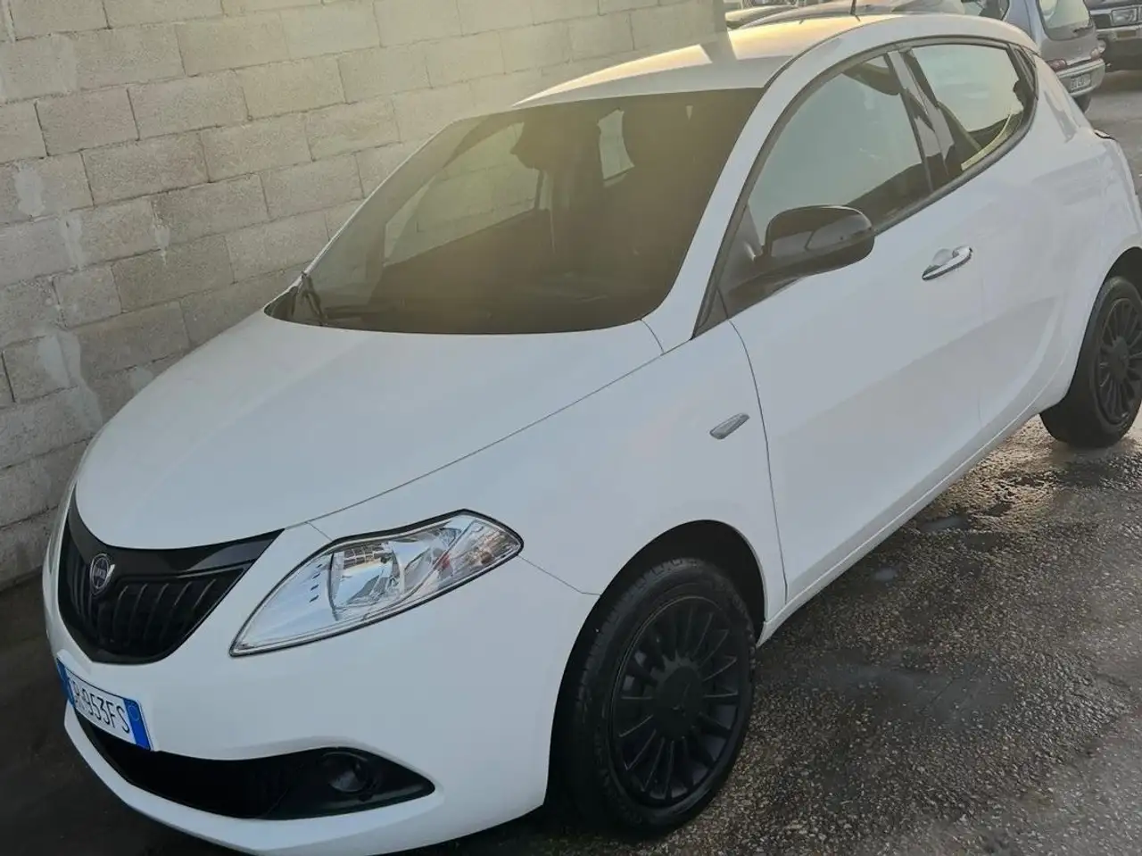 Lancia Ypsilon 2023 — фото 6