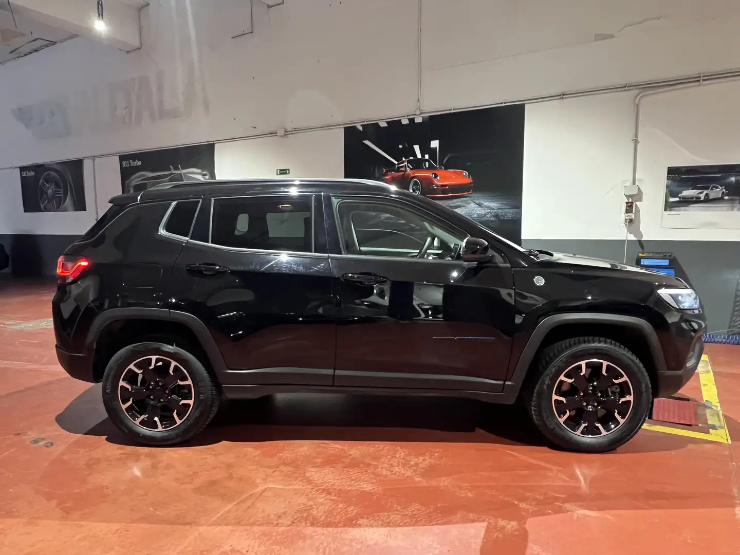 Jeep Compass Trailhawk  240CV Black Edition  4xe * GARANZIA * Schwarz - 2