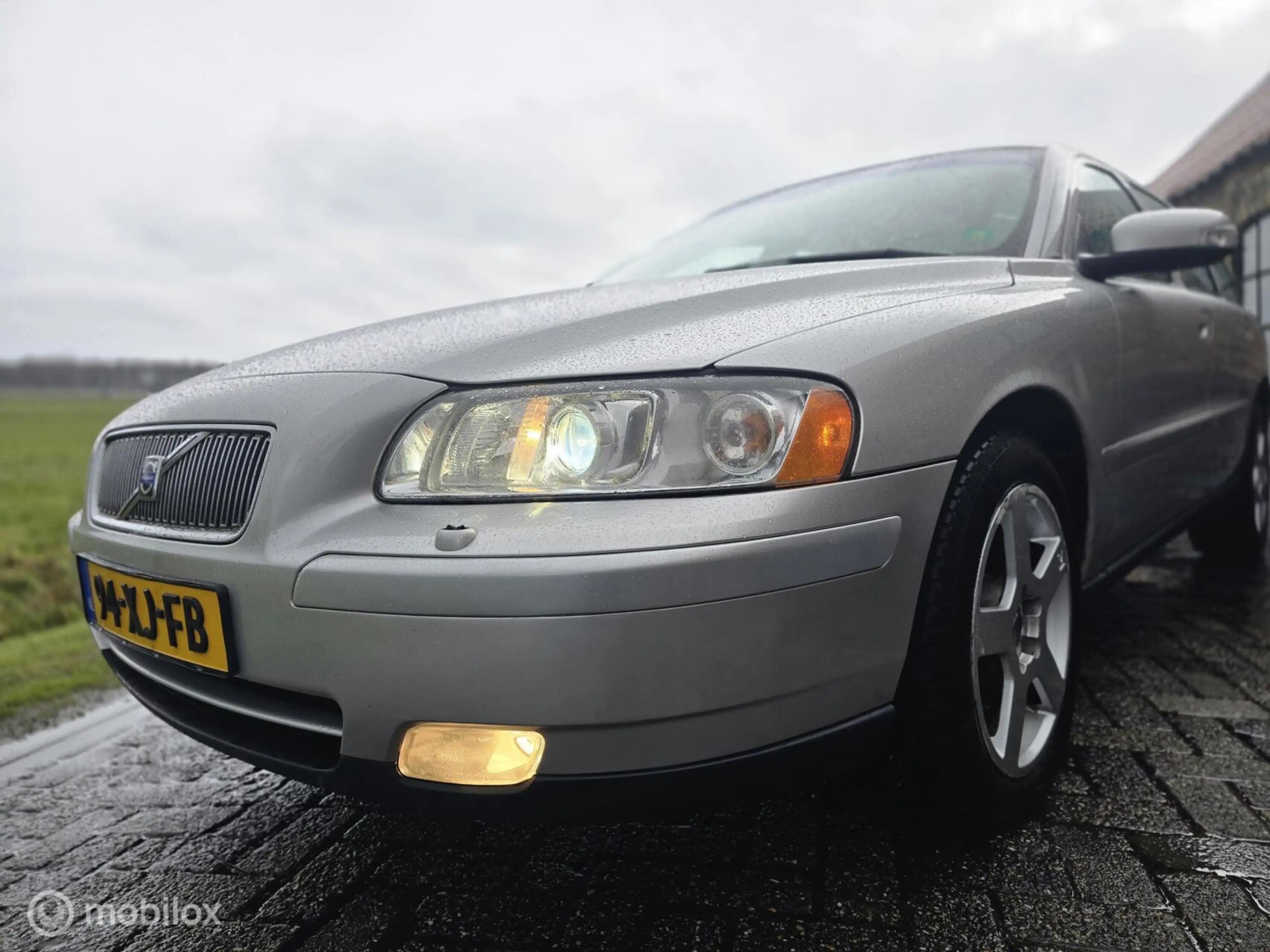Volvo V70 2.0T Edition Sport — photo 5