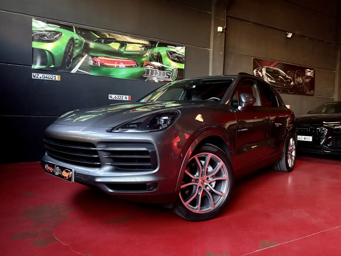 Porsche Cayenne E-Hybrid Aut. Gris - 1