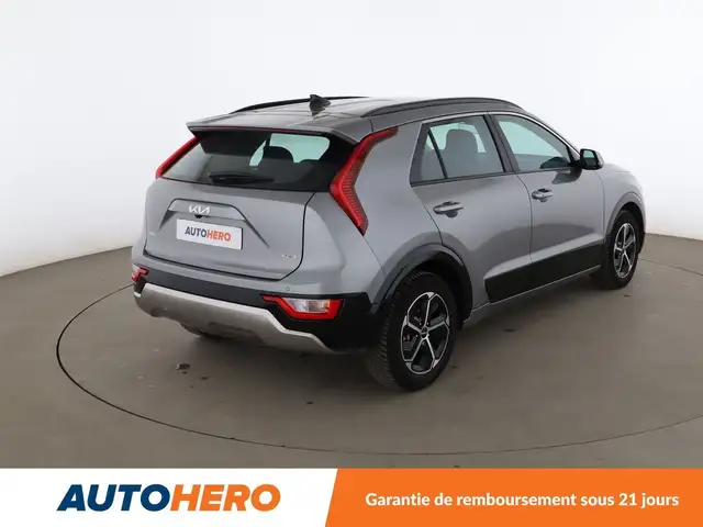 Kia Niro view 6