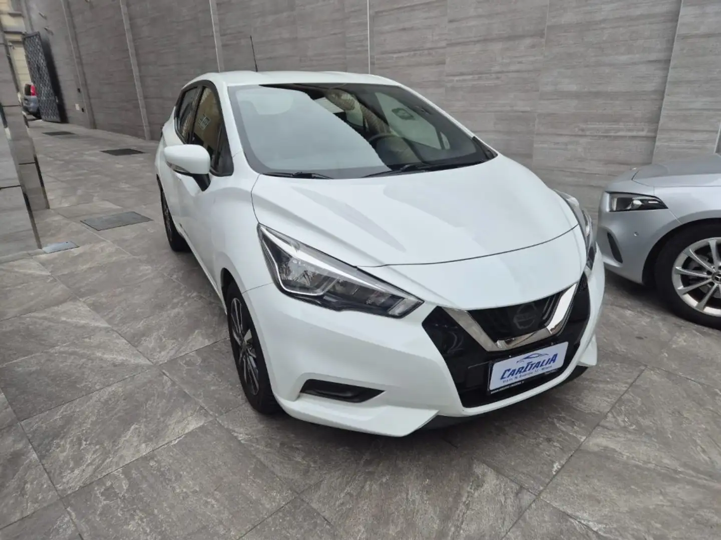 Nissan Micra 1.0 IG 12V 5 porte Visia+ Blanc - 1