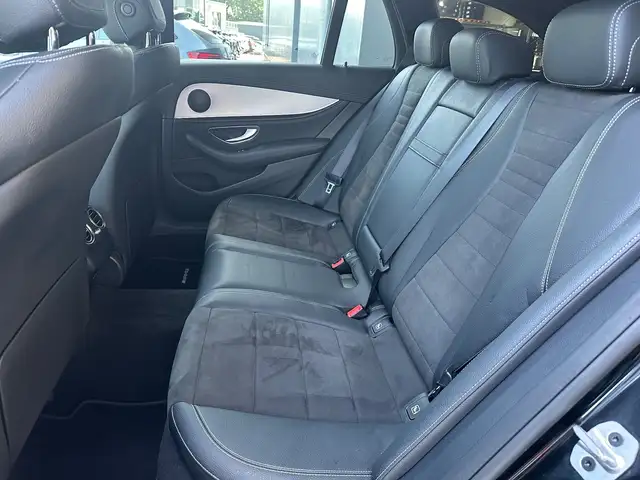 Mercedes-Benz E-Class view 11