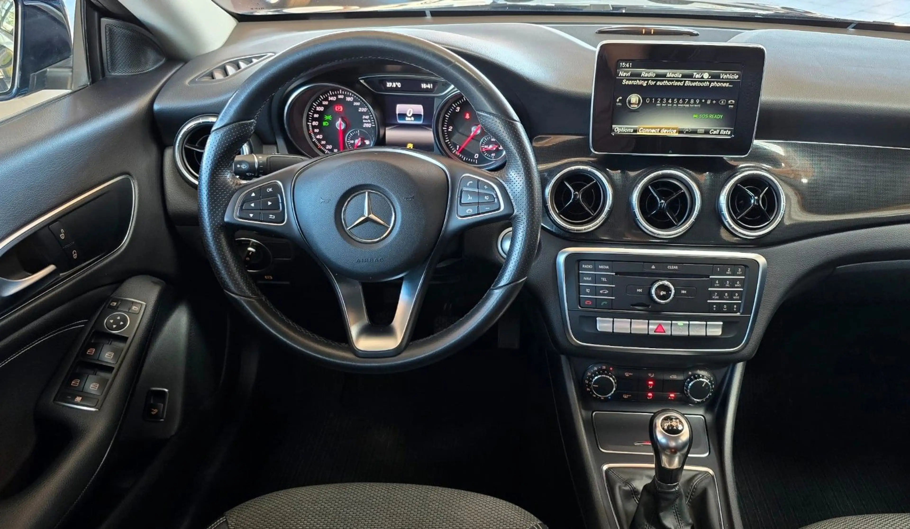 Mercedes-Benz CLA 180 CDI / d — photo 11
