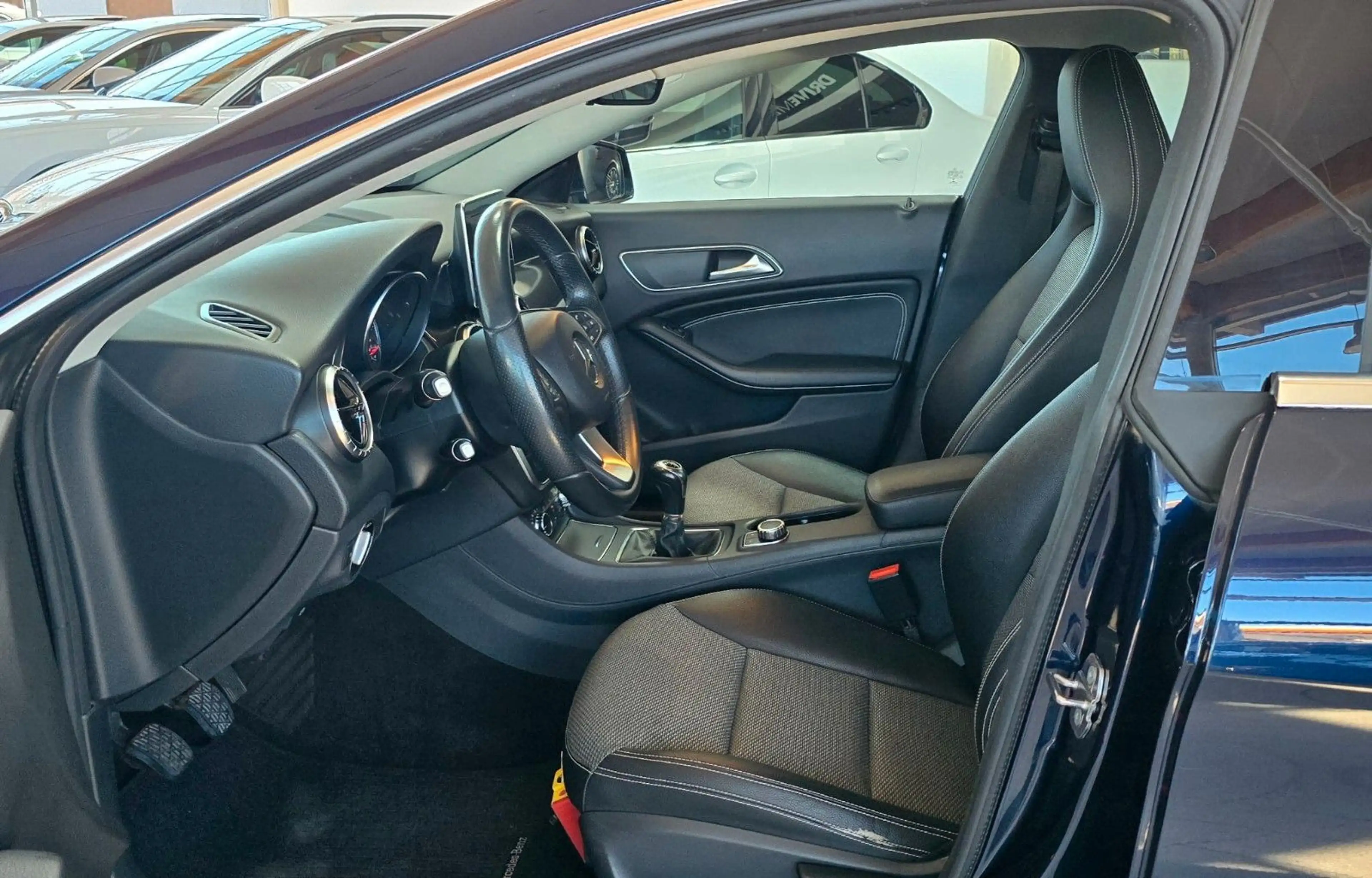 Mercedes-Benz CLA 180 CDI / d — photo 14