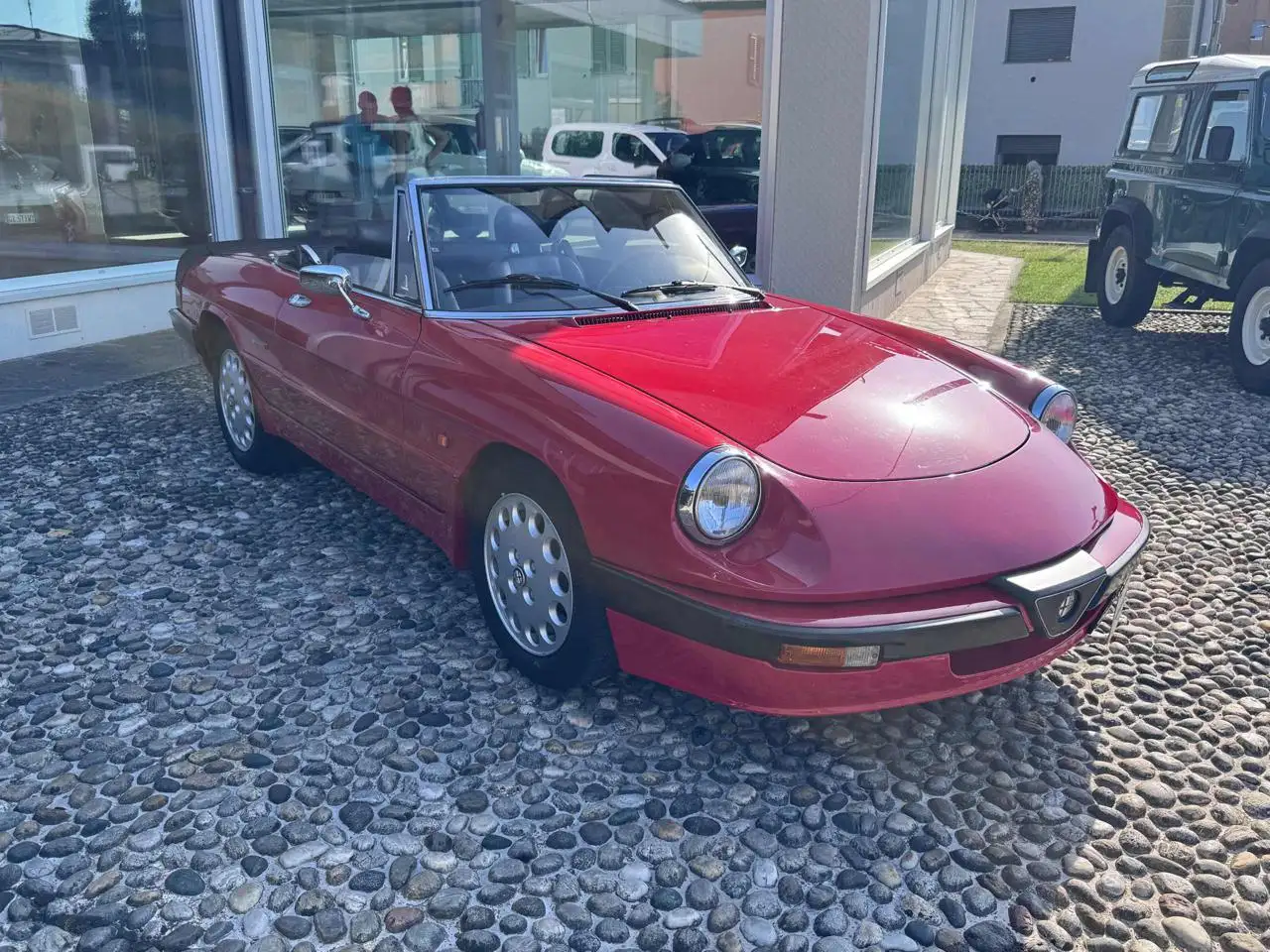 Alfa Romeo Spider 2.0 i, foto 1