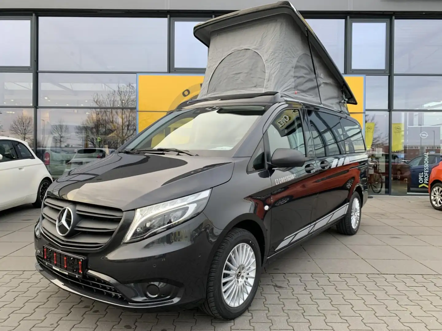 Mercedes-Benz Vito Tourer Pro 124 Crosscamp 7-Sitzer *Womo* Gris - 2