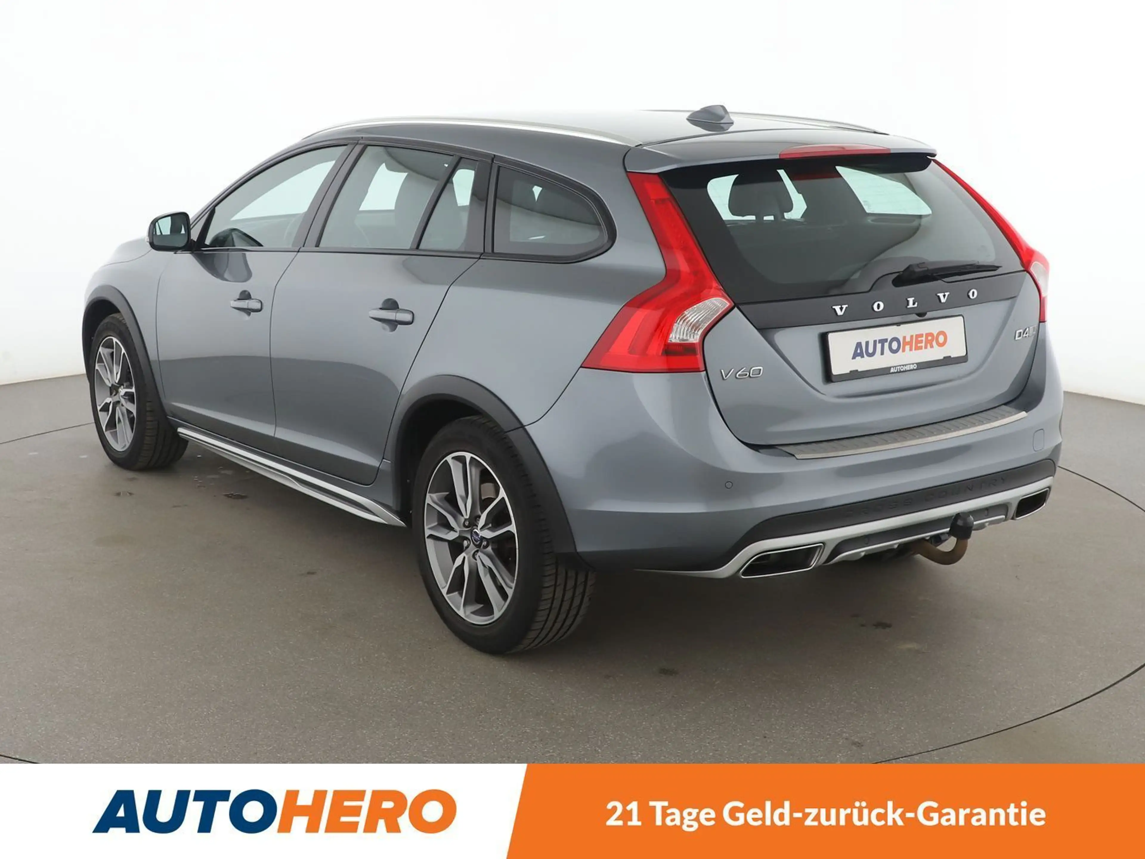 Volvo V60 Cross Country 2.4 D4 Summum AWD Aut.*NAVI*ACC*PDC*SHZ* — photo 4