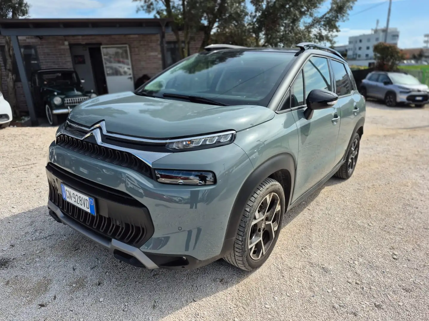 Citroen C3 Aircross C3 Aircross 1.2 puretech Shine s Grau - 1