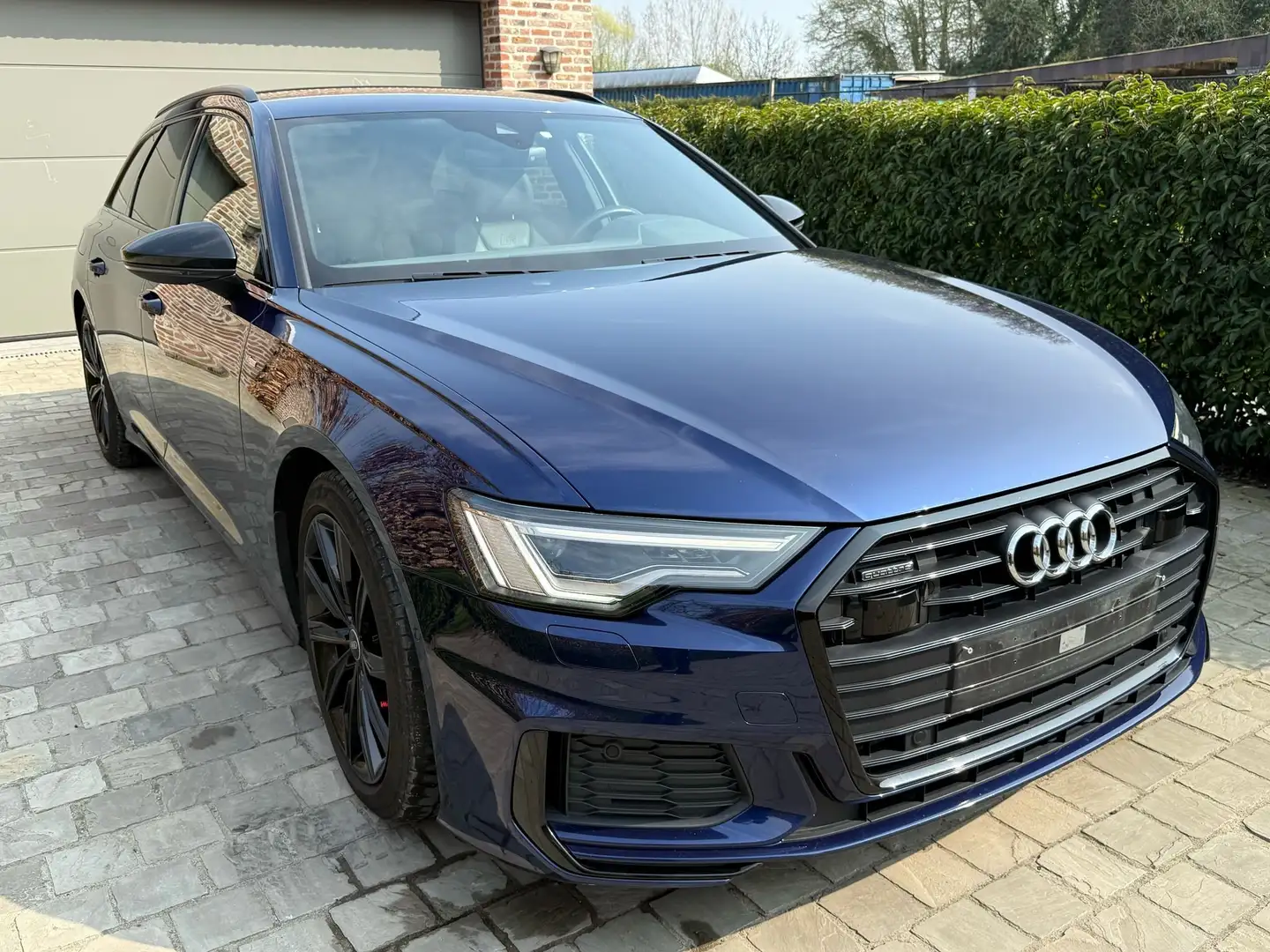 Audi A6 Avant 55 TFSI e Quattro Competition Sport S tronic Bleu - 1