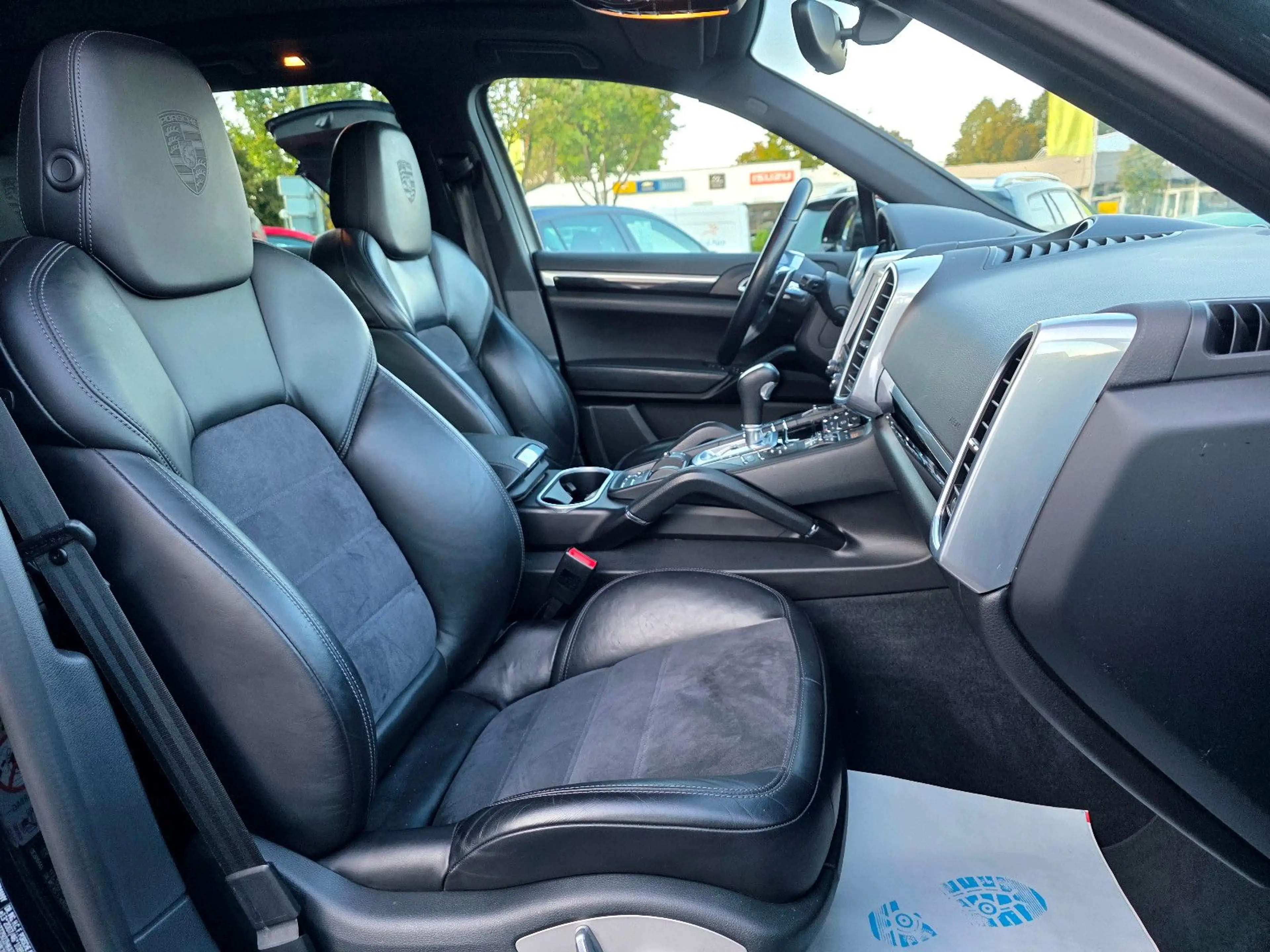 Porsche Cayenne Diesel Platinum Edit. 1.Hand/Pano./StdHz — photo 15