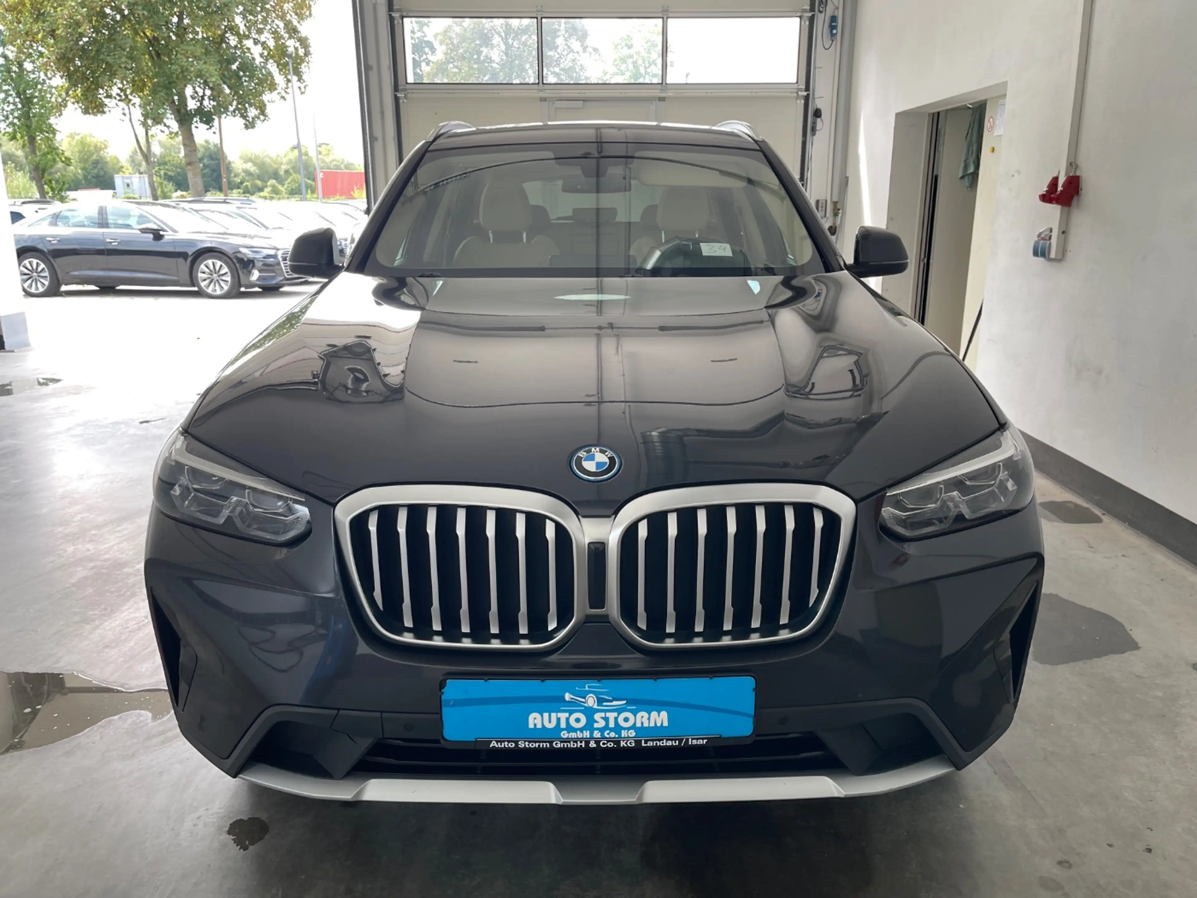 BMW X3 xDrive 30e*Pano*R-Kamera*SHZ*Leder*AHK* — photo 2