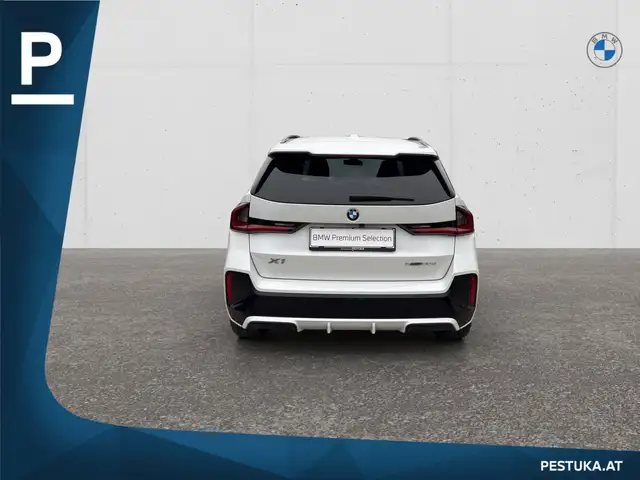 BMW X1 view 3
