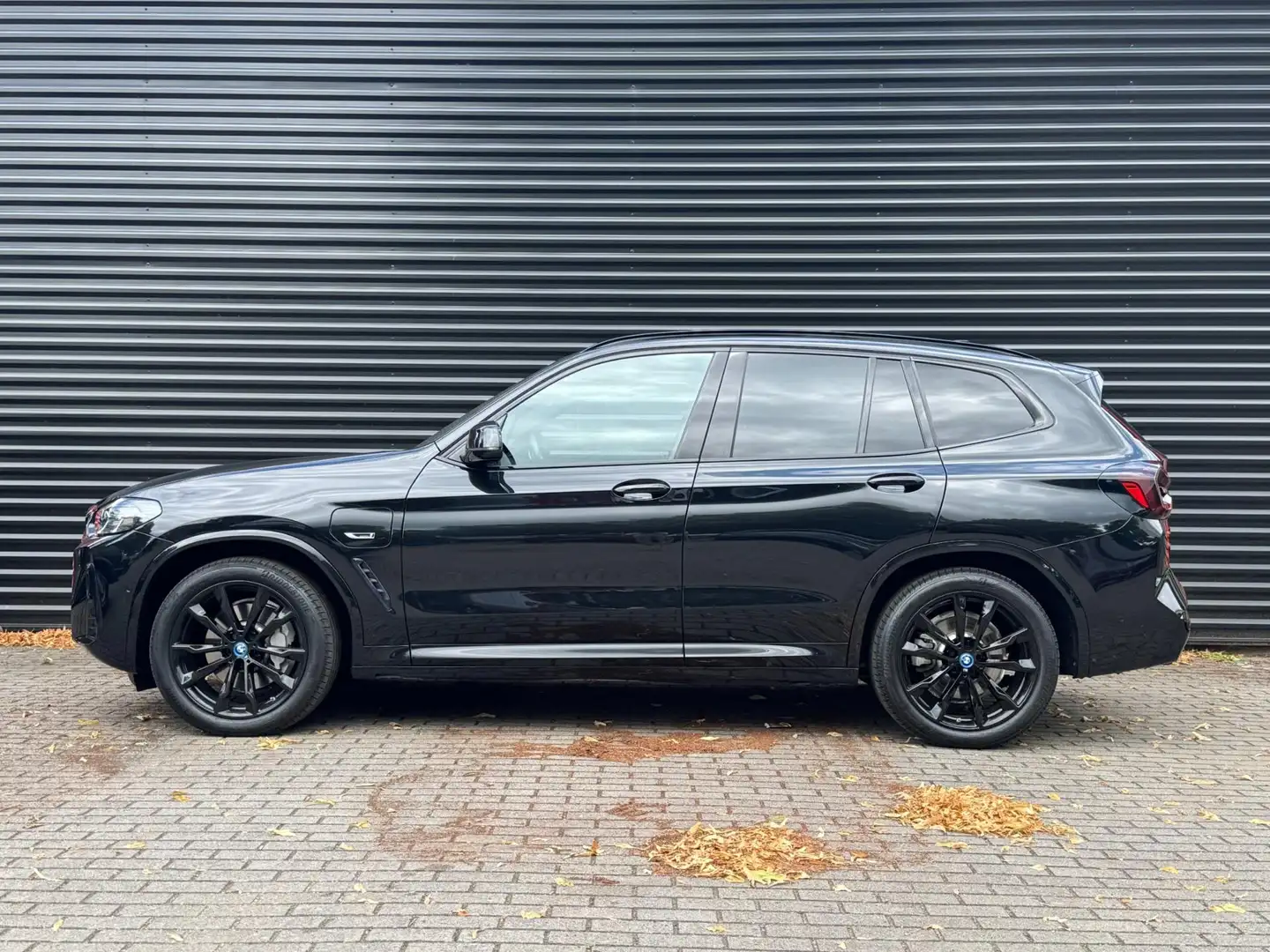 BMW X3 XDrive30e M Sport | Automaat | Laserlicht | Trekha Negro - 2