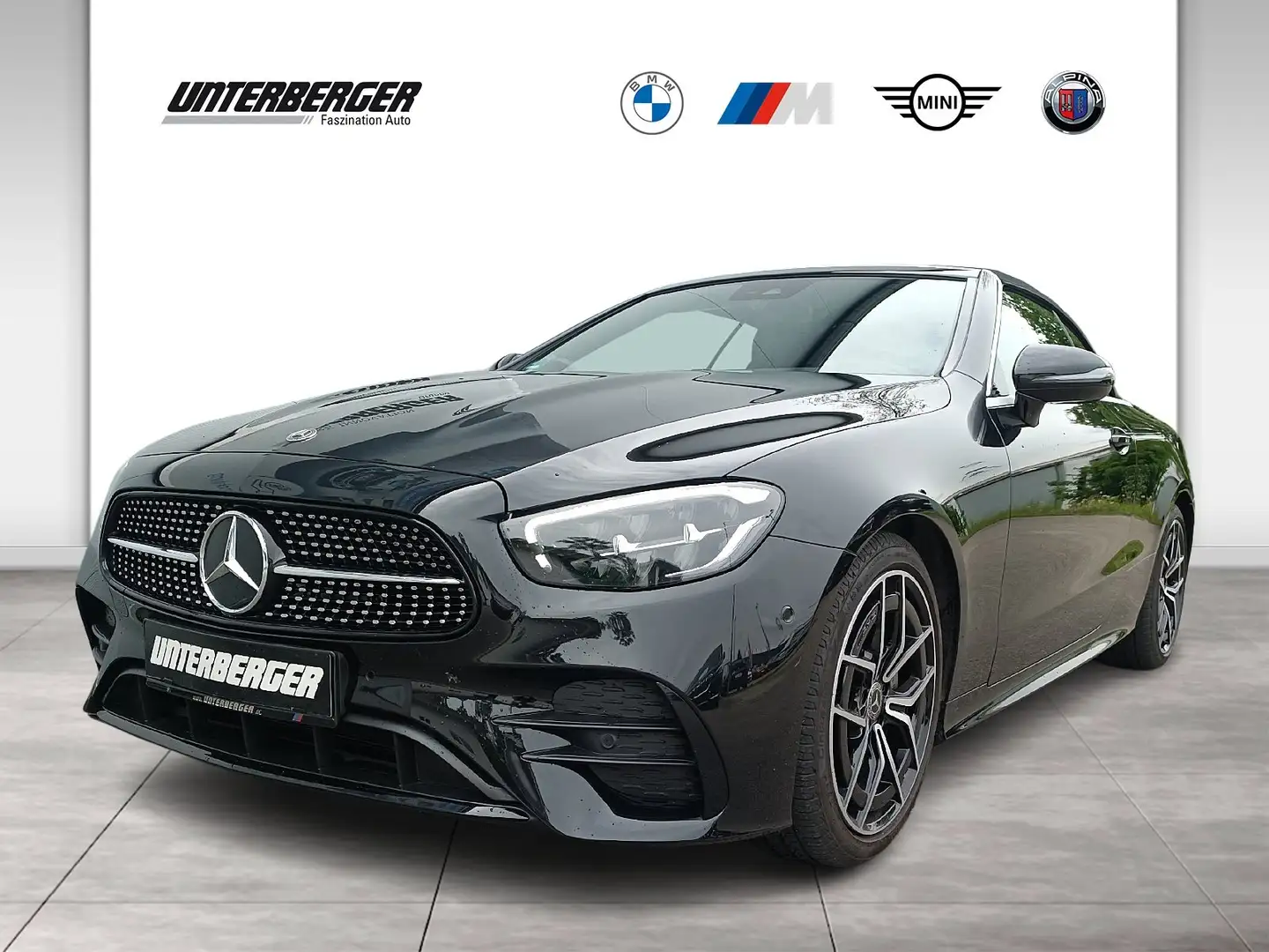 Mercedes-Benz E 200 Cabrio Night Edition MBUX Magic Vision Control Schwarz - 1