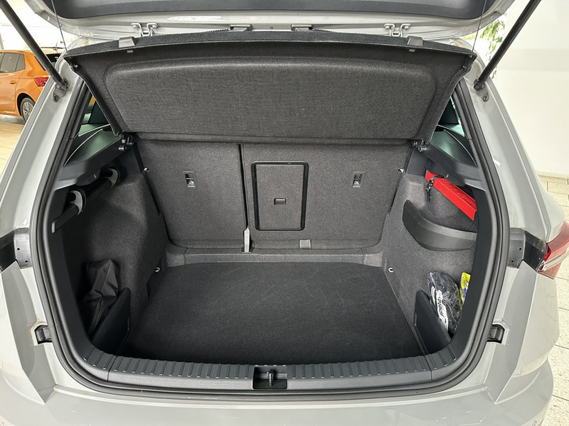 Skoda Karoq 2.0 TSI DSG Sportline 4x4 MATRIX-LED — photo 10
