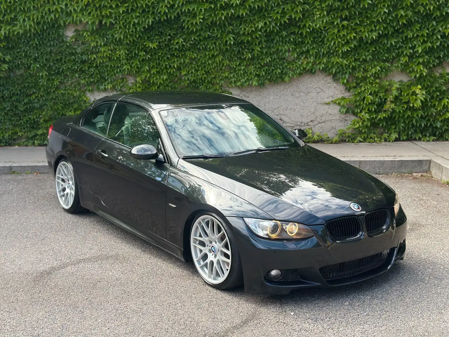 BMW 335 i E93 N54 *KEYLESS* *AKTIVLENKUNG* *LOGIC 7* Black - 2